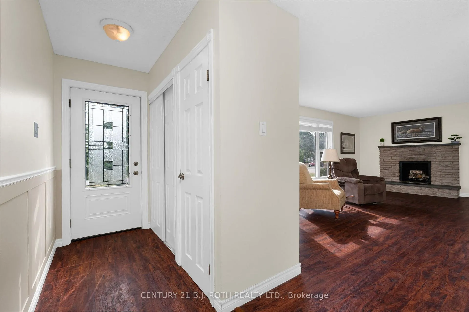 Photo 7 of 2068 Craig Road, Innisfil, Alcona — HOMEH