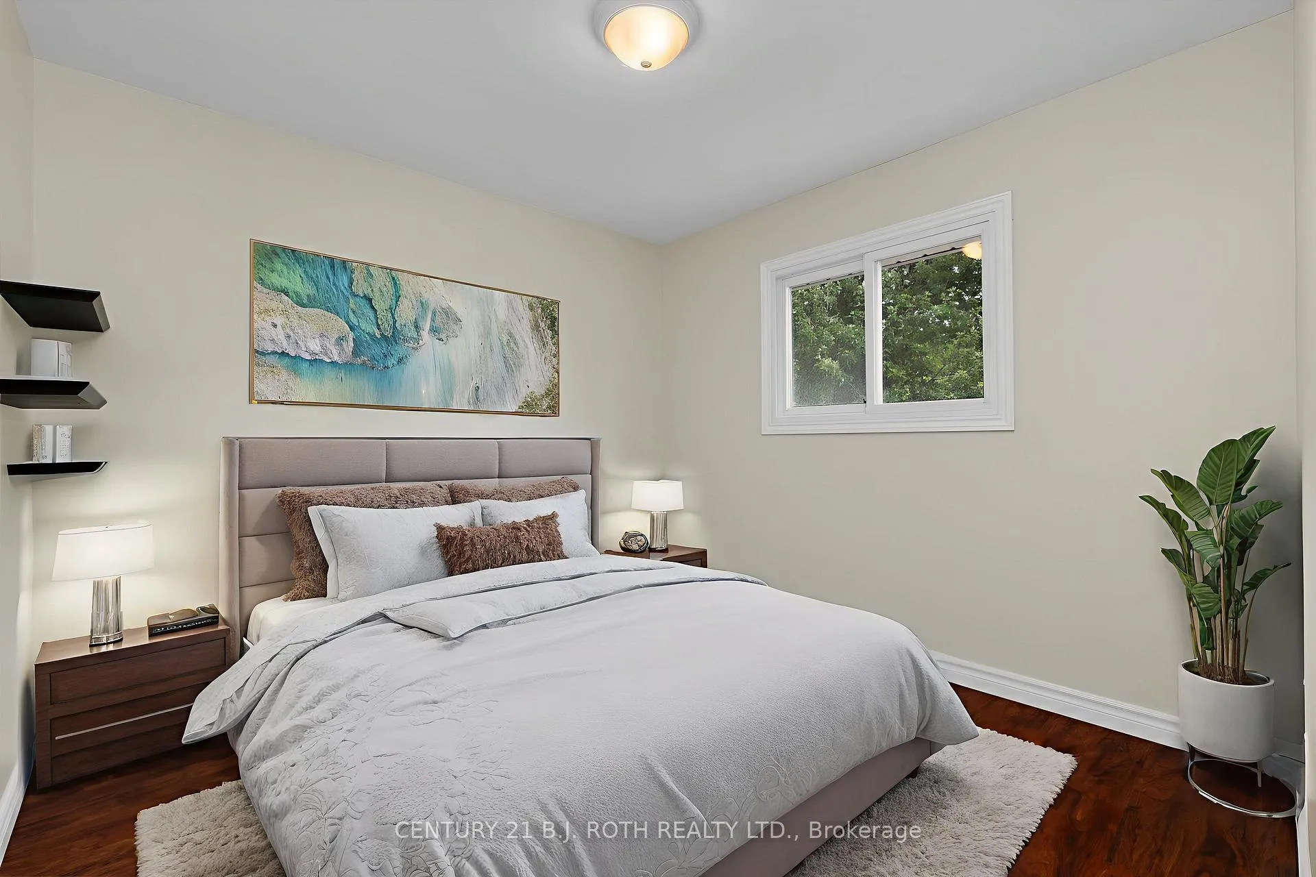 Photo 15 of 2068 Craig Road, Innisfil, Alcona — HOMEH