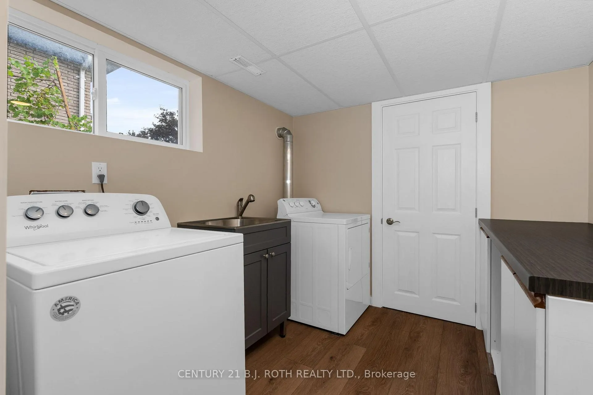Photo 21 of 2068 Craig Road, Innisfil, Alcona — HOMEH