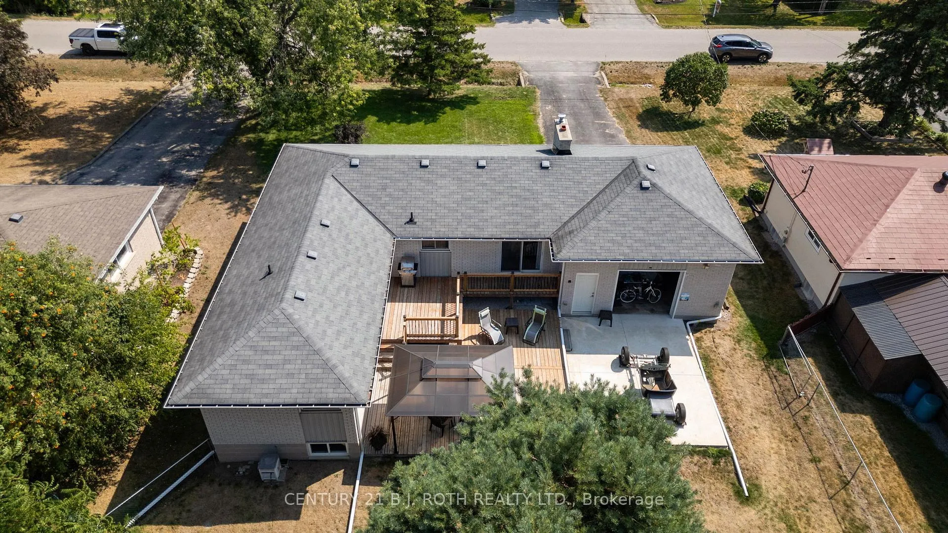 Photo 31 of 2068 Craig Road, Innisfil, Alcona — HOMEH