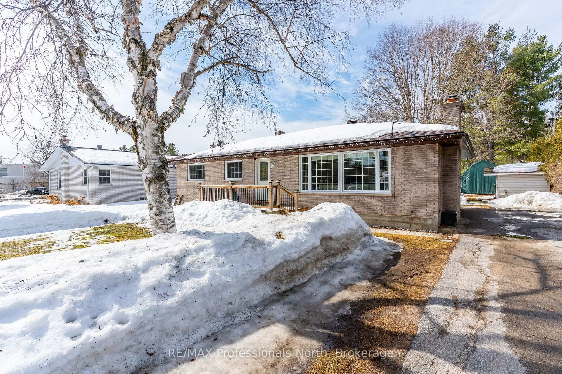 Photo 2 of 7 Winchester Street, Minden Hills, Anson — HOMEH