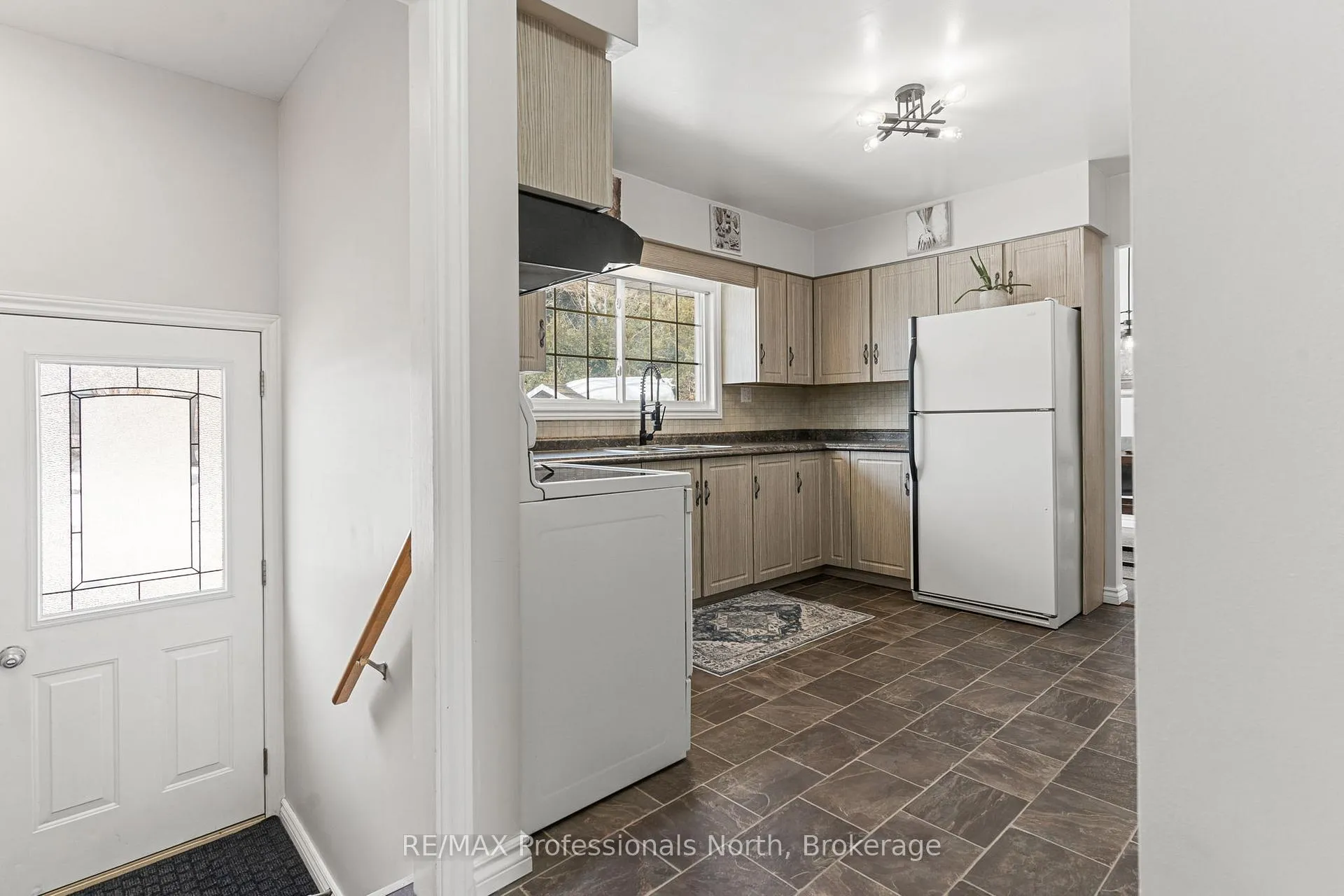 Photo 19 of 7 Winchester Street, Minden Hills, Anson — HOMEH