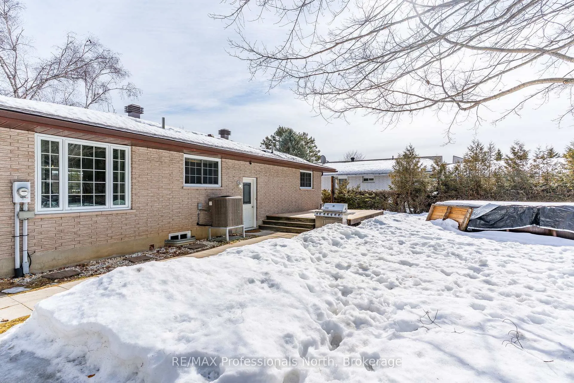 Photo 44 of 7 Winchester Street, Minden Hills, Anson — HOMEH
