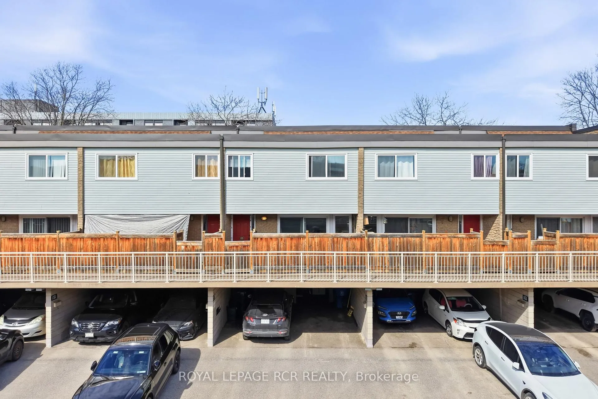 Photo 26 of Unit 28, 155 Milestone Crescent, Aurora, Aurora Village — HOMEH