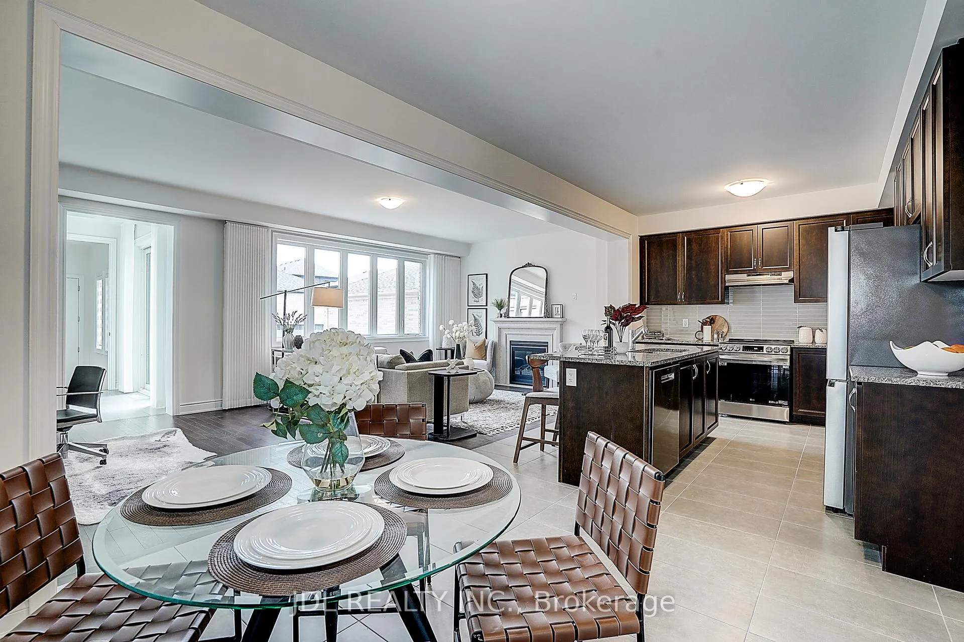 Photo 17 of 3574 Bur Oak Avenue, Markham, Cornell — HOMEH