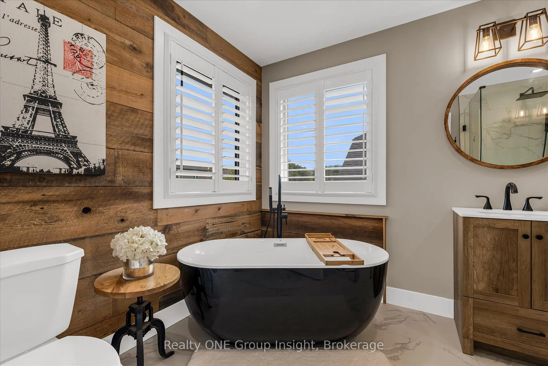 Photo 17 of 182 Silverlace Circle, Hamilton, Stoney Creek — HOMEH