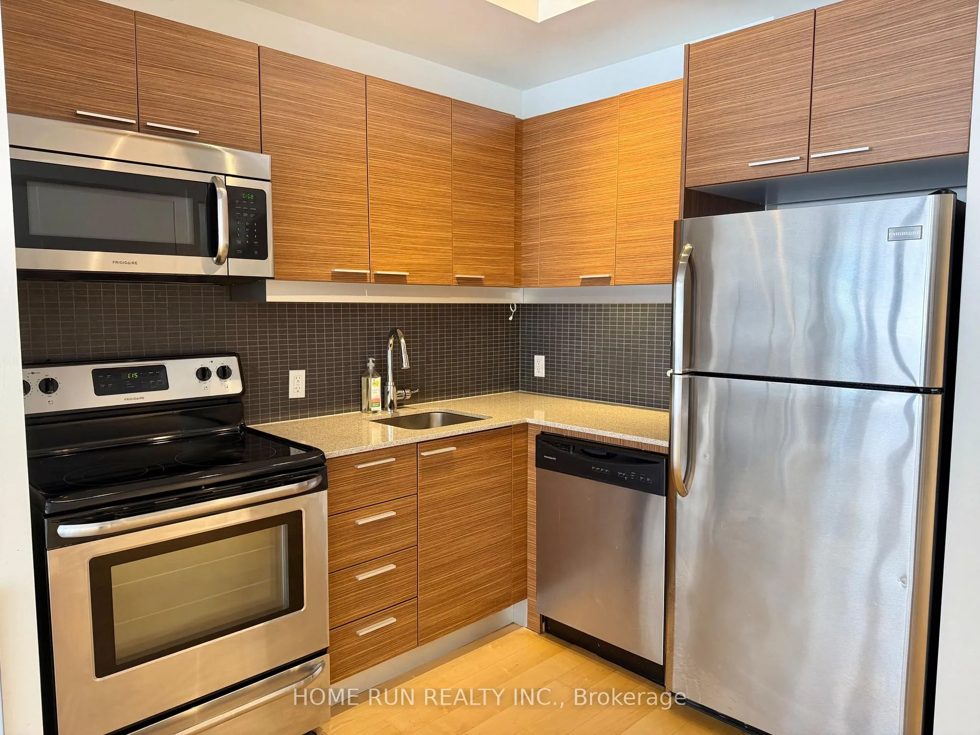 Photo 13 of Unit 210, 354 Gladstone Avenue, Ottawa, Ottawa Centre — HOMEH