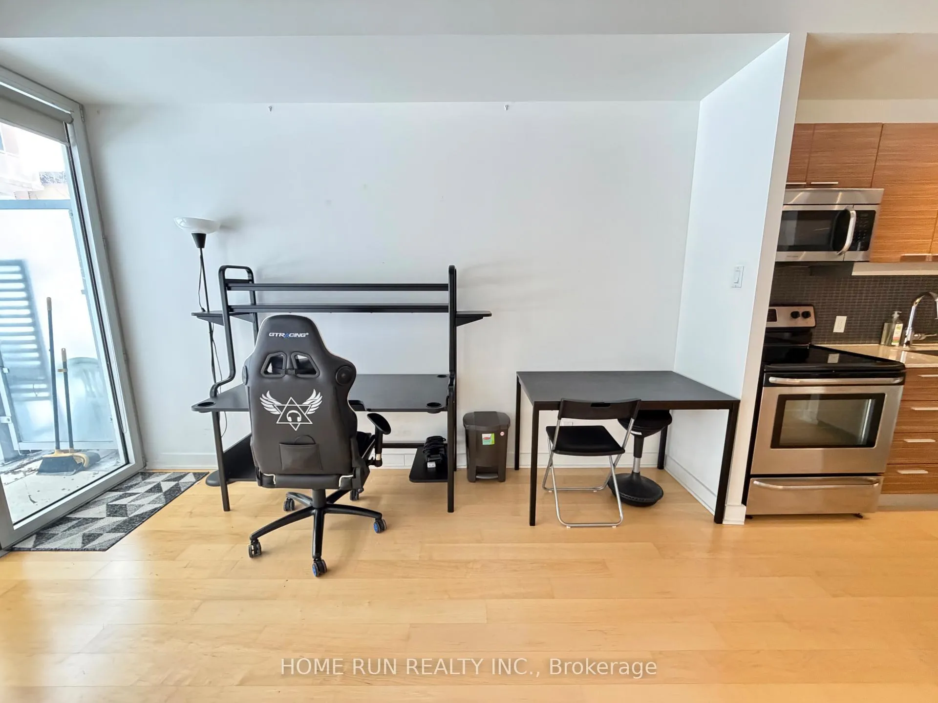 Photo 15 of Unit 210, 354 Gladstone Avenue, Ottawa, Ottawa Centre — HOMEH