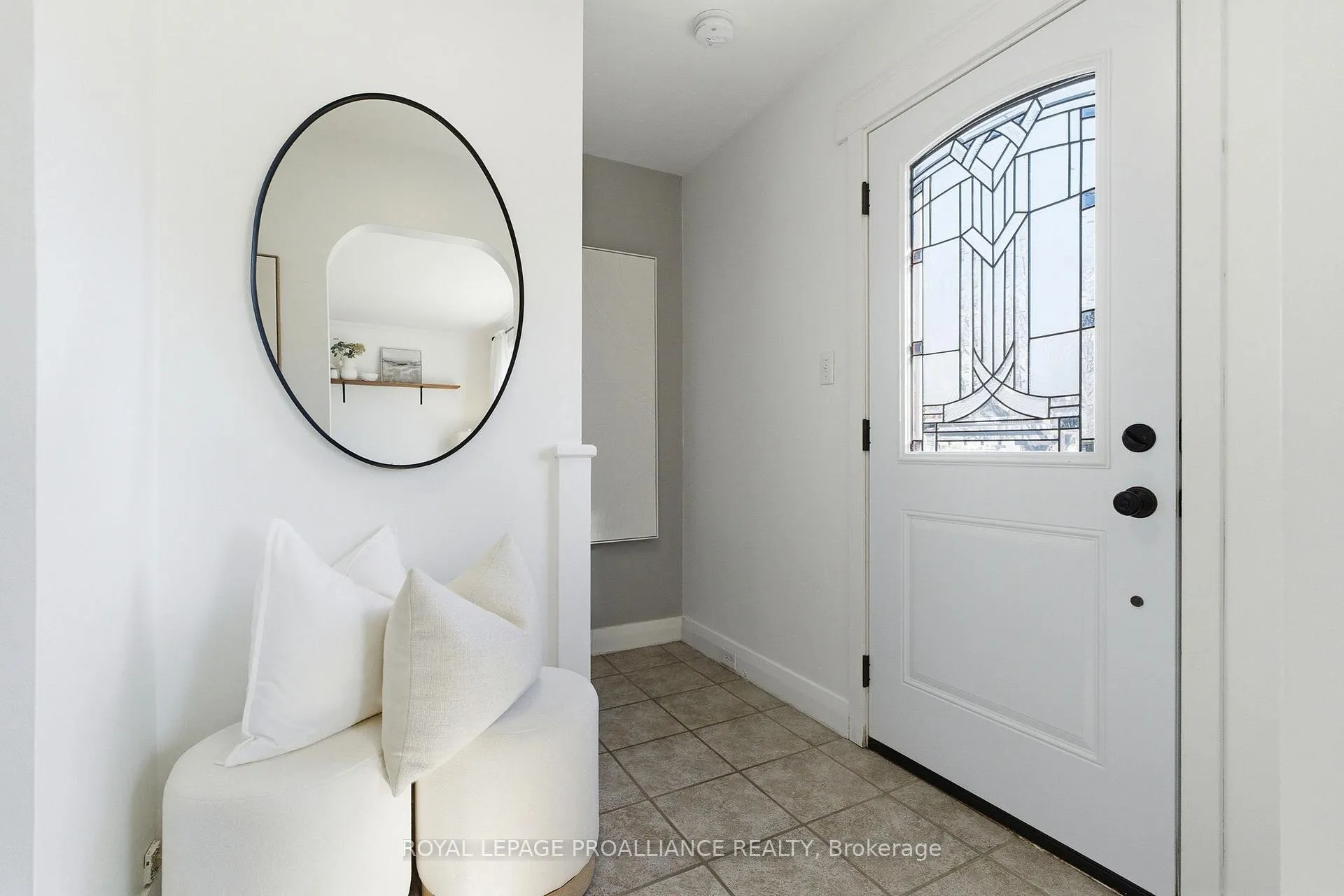 Photo 4 of 154 Munroe Street, Cobourg — HOMEH