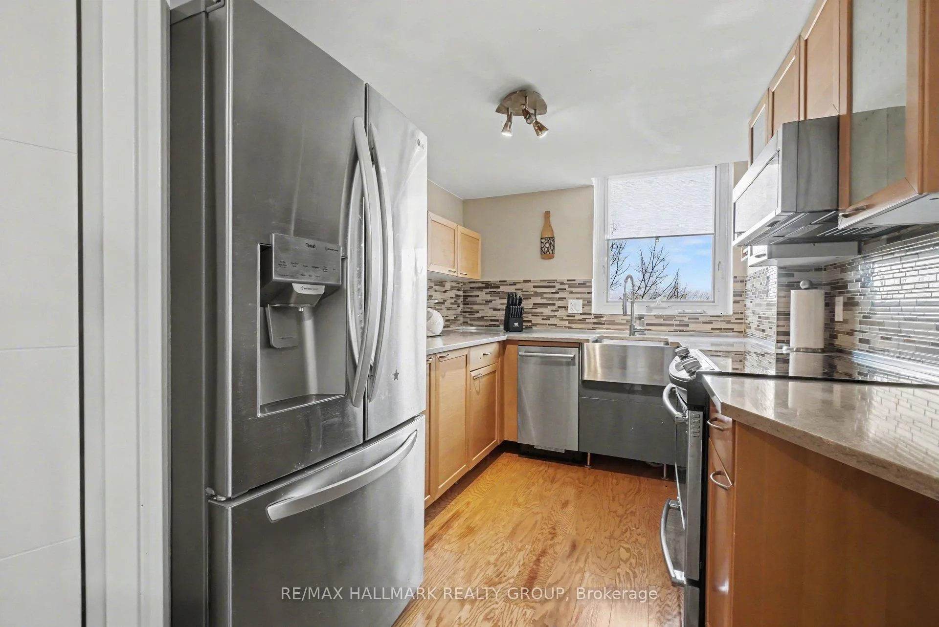 Photo 11 of Unit 616, 80 Sandcastle Drive, Ottawa, Leslie Park — HOMEH