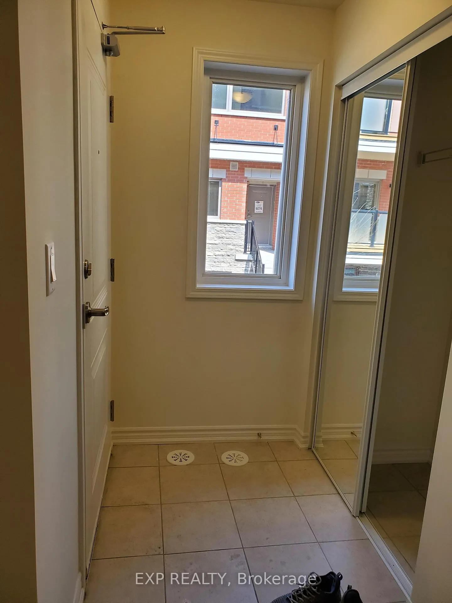 Photo 3 of Unit 6, 240 Lagerfeld Drive, Brampton, Northwest Brampton — HOMEH