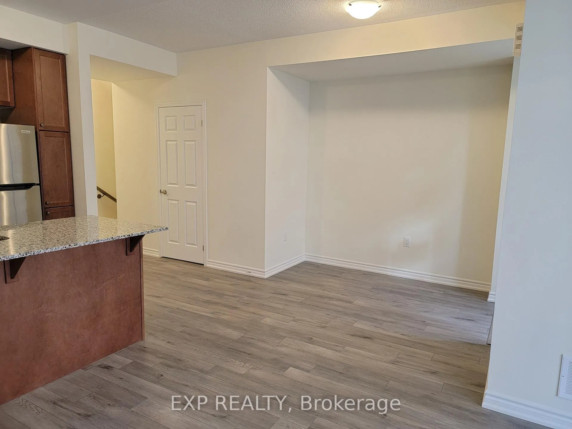 Photo 9 of Unit 6, 240 Lagerfeld Drive, Brampton, Northwest Brampton — HOMEH