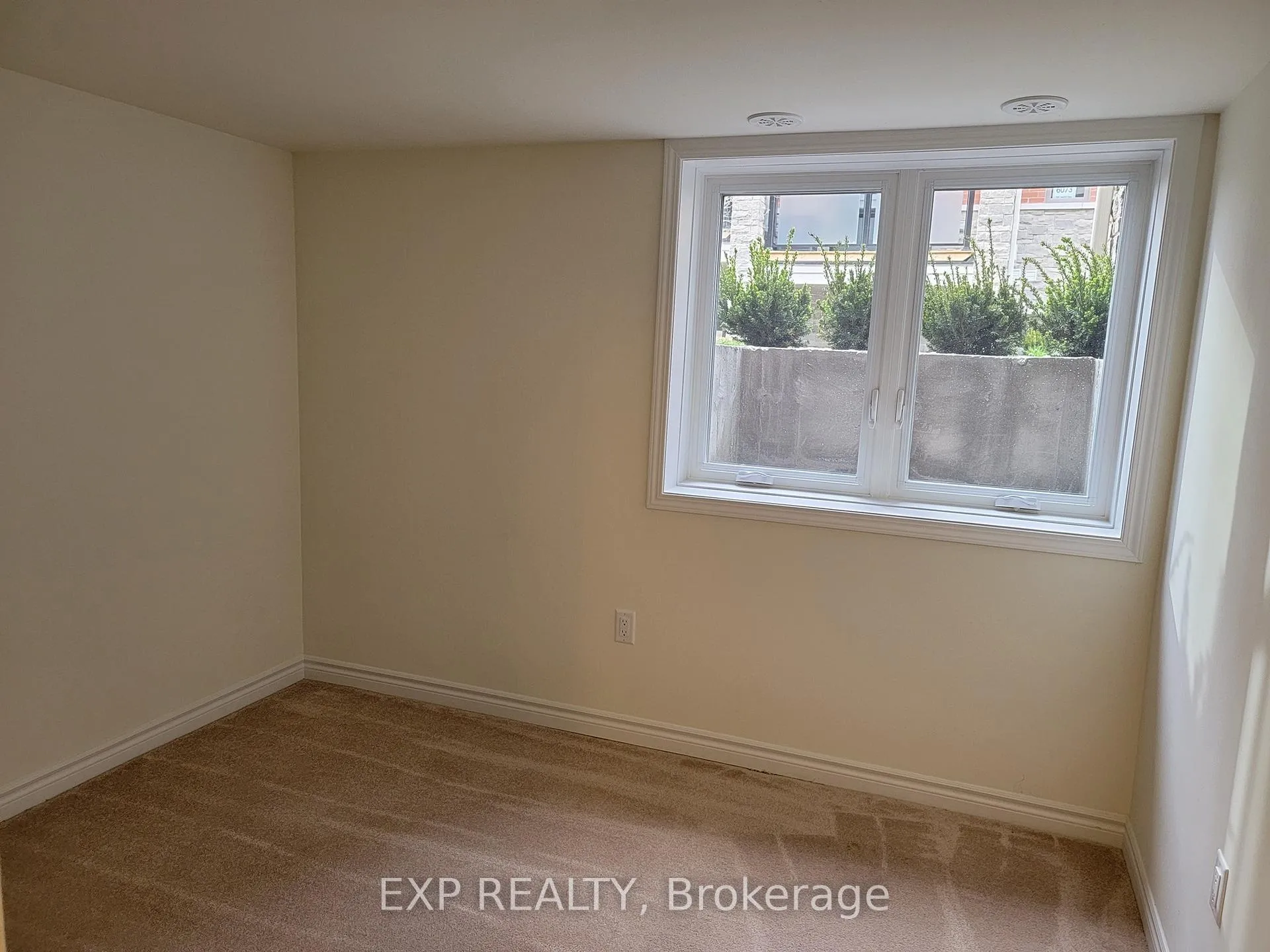 Photo 16 of Unit 6, 240 Lagerfeld Drive, Brampton, Northwest Brampton — HOMEH