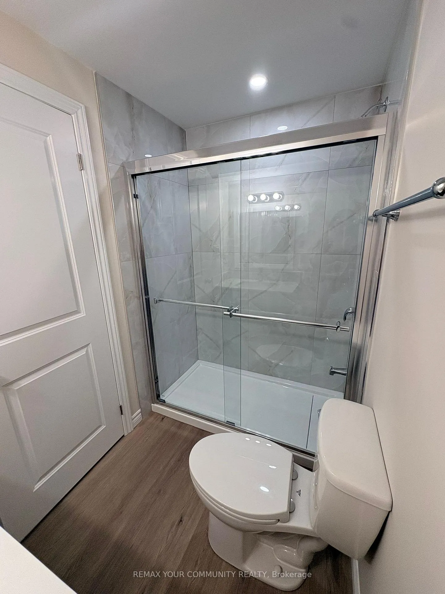 Photo 7 of Unit Bsmt, 19 Queens Crescent, Caledon, Bolton East — HOMEH