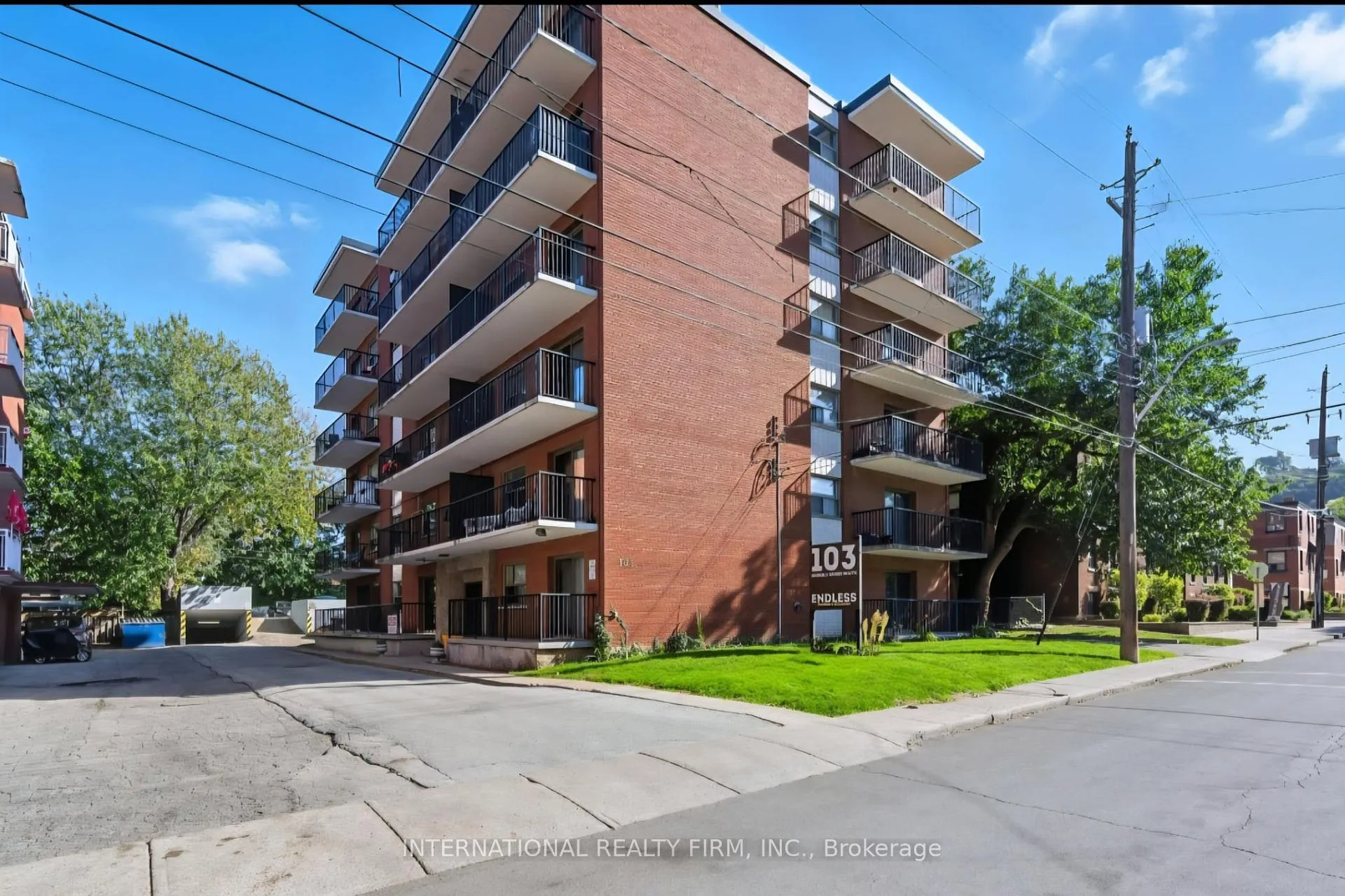 Photo 15 of Unit 302, 103 Emerald Street S, Hamilton, Stinson — HOMEH