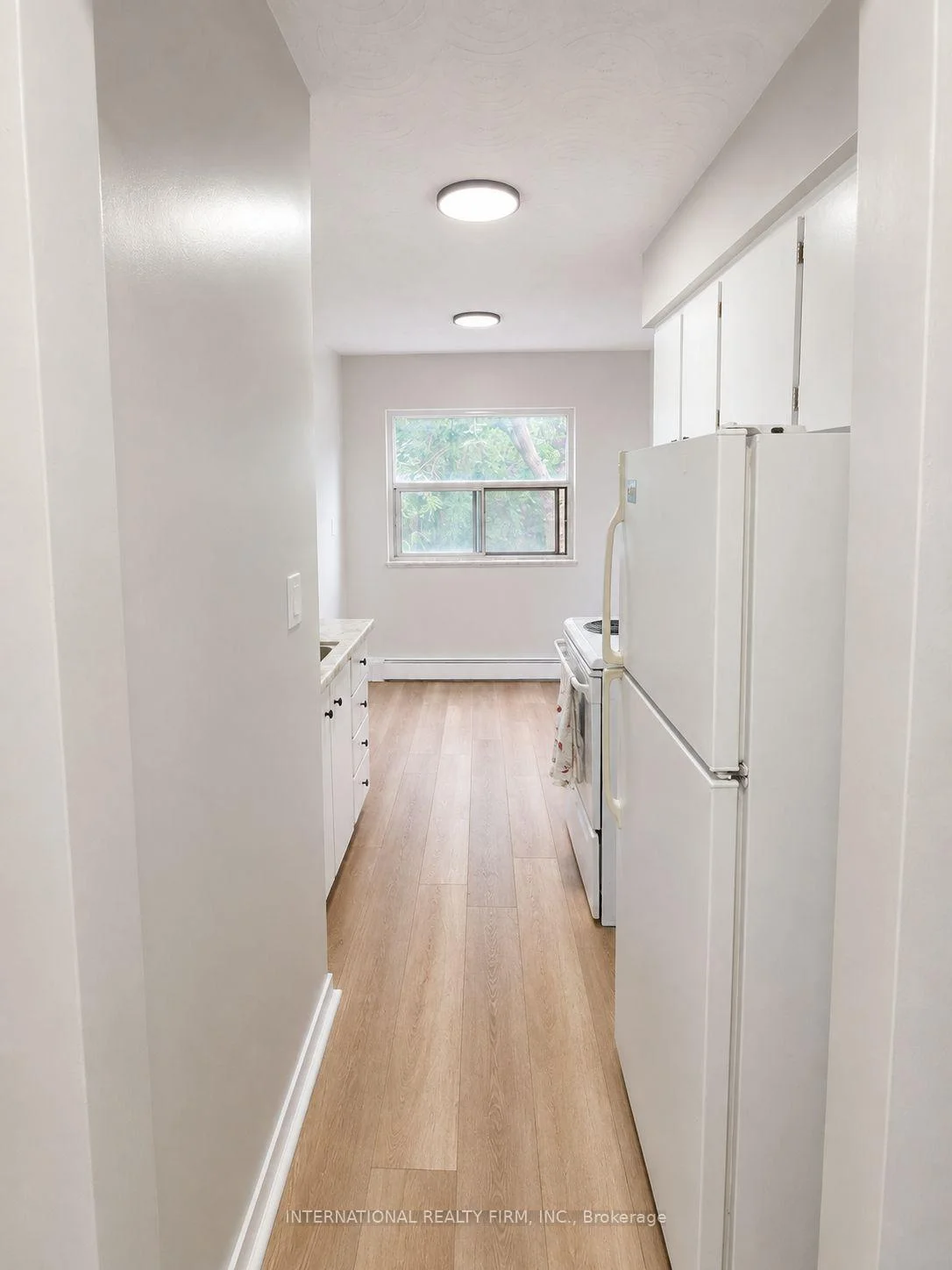 Photo 3 of Unit 302, 103 Emerald Street S, Hamilton, Stinson — HOMEH
