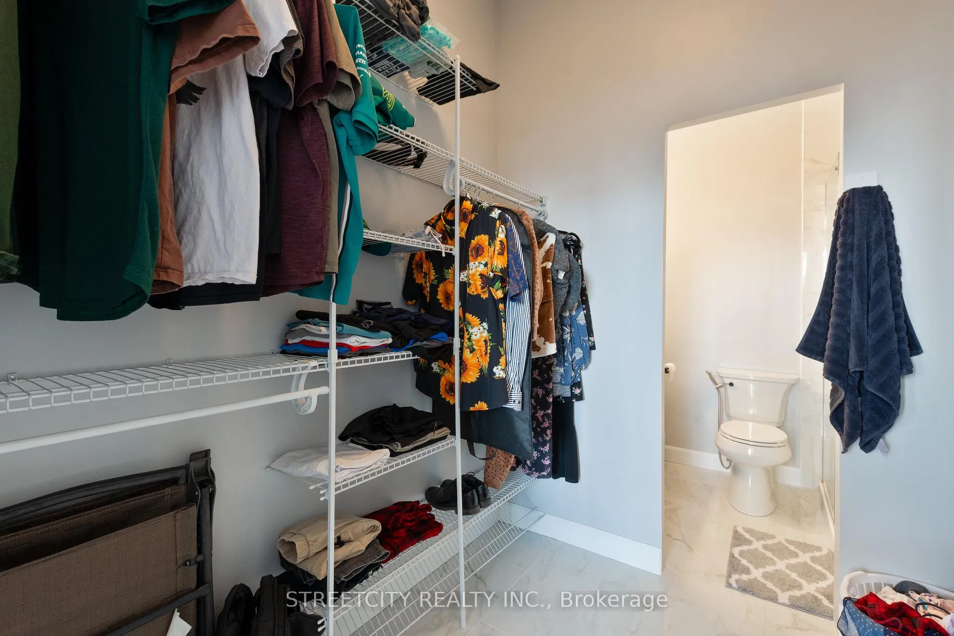 Photo 19 of Unit 2103, 389 Dundas Street, London, East K — HOMEH