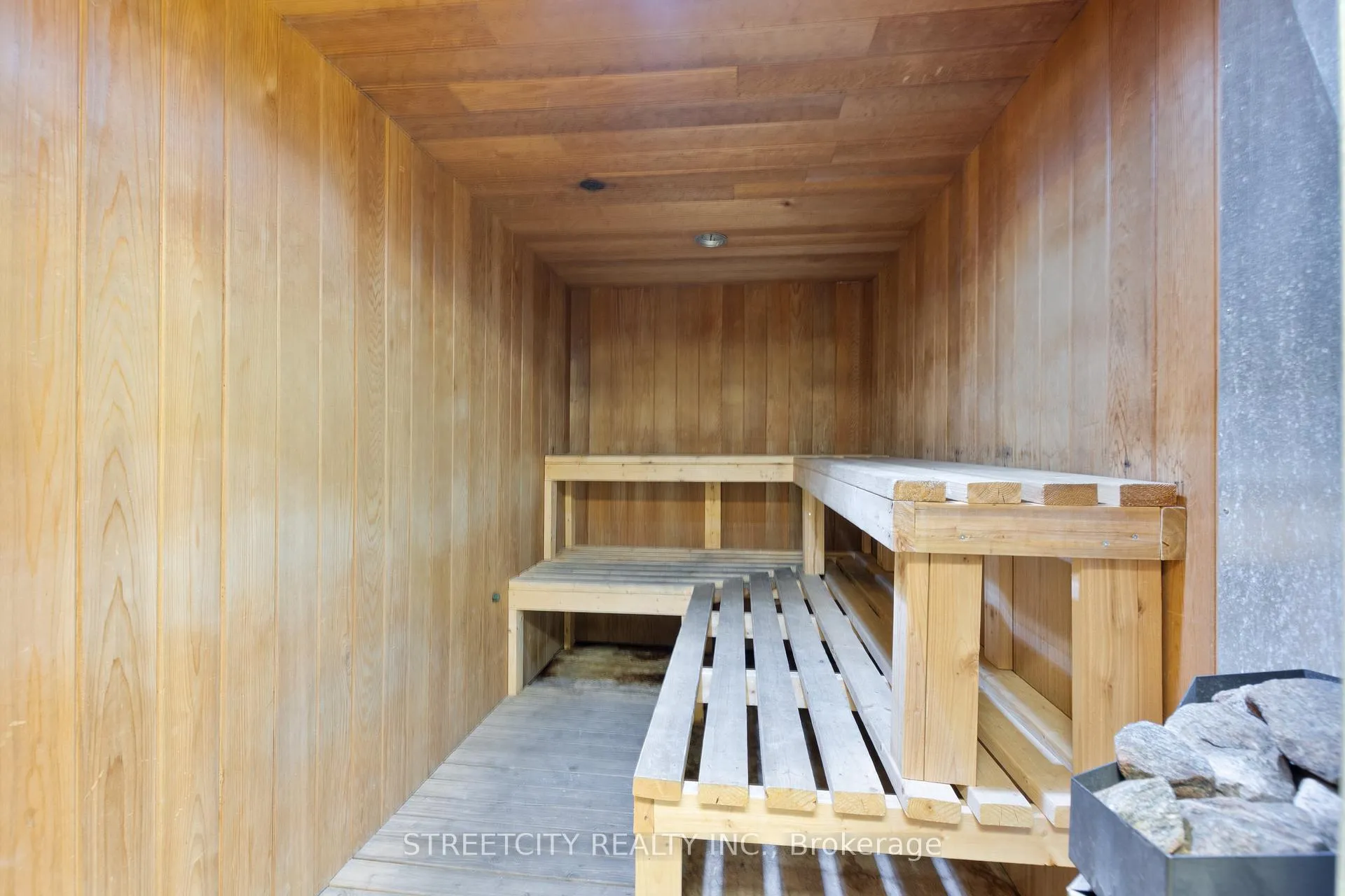 Photo 33 of Unit 2103, 389 Dundas Street, London, East K — HOMEH