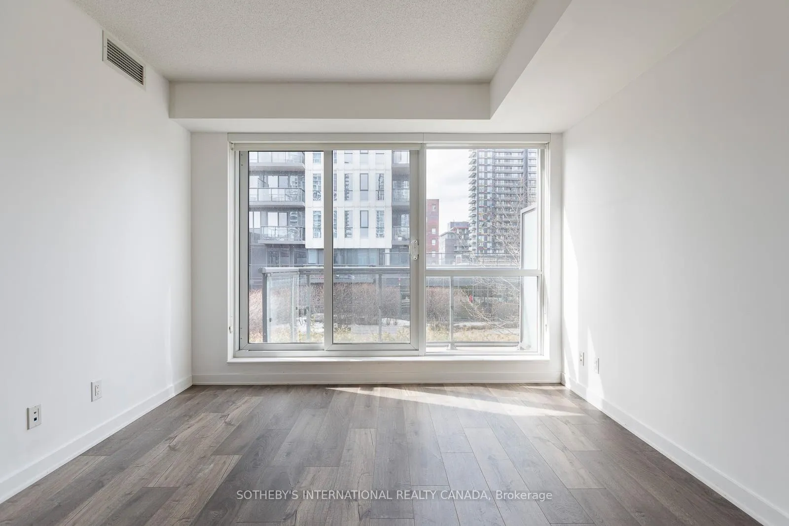 Photo 16 of Unit 506, 55 Regent Park Boulevard, Toronto, Regent Park — HOMEH