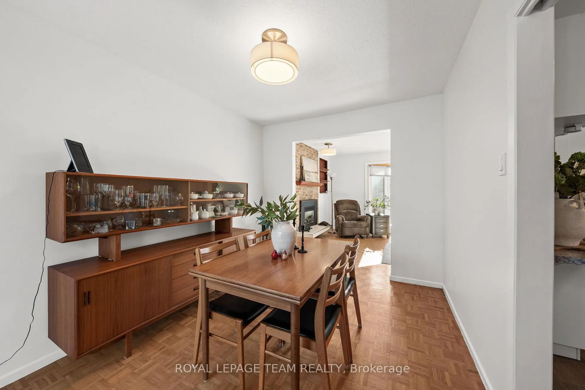 Photo 11 of 5329 Driscoll Drive, Ottawa, Manotick Long Island & Nicholls Island — HOMEH