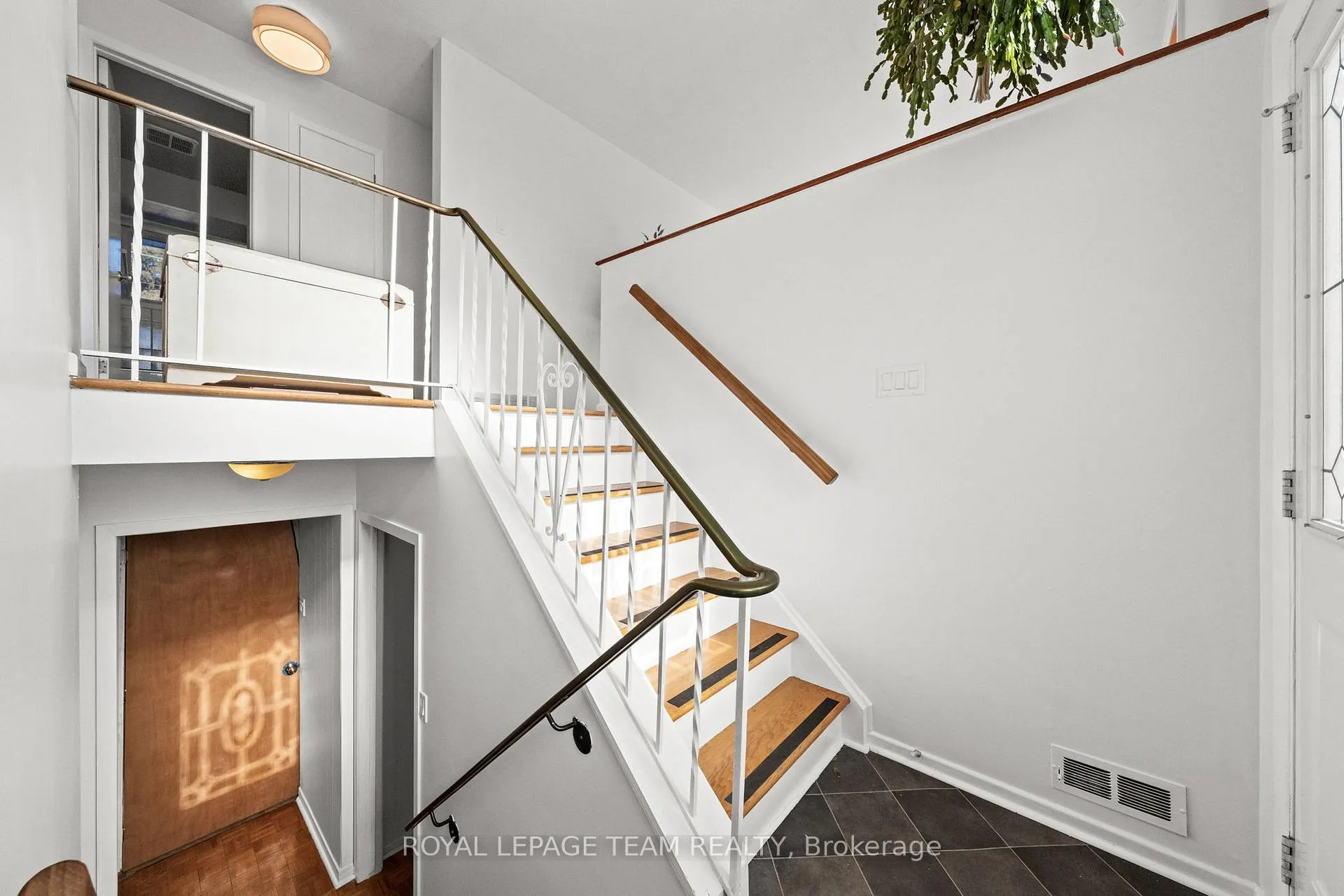 Photo 24 of 5329 Driscoll Drive, Ottawa, Manotick Long Island & Nicholls Island — HOMEH