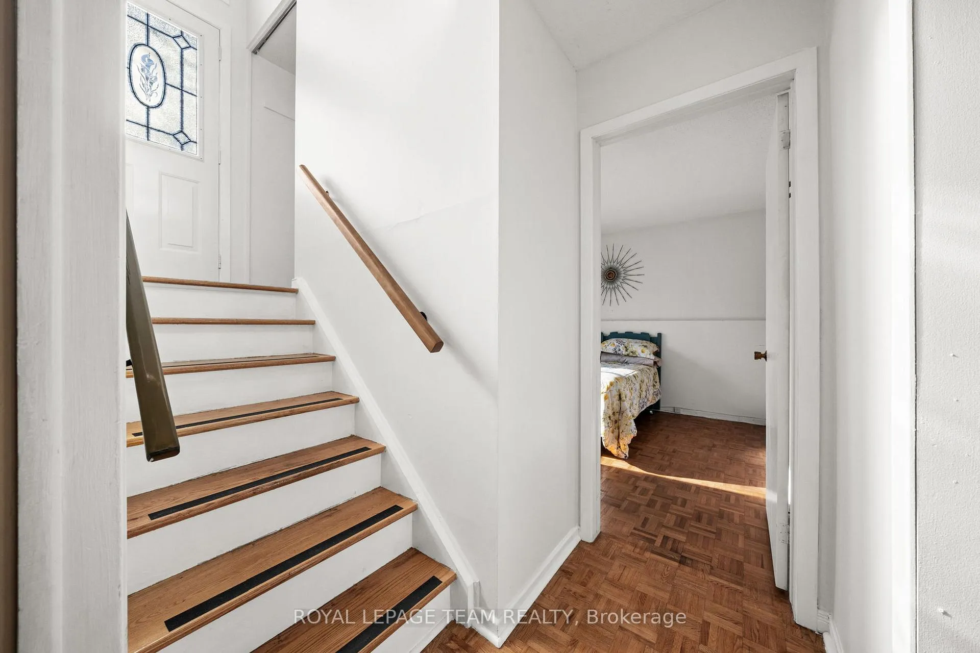 Photo 29 of 5329 Driscoll Drive, Ottawa, Manotick Long Island & Nicholls Island — HOMEH