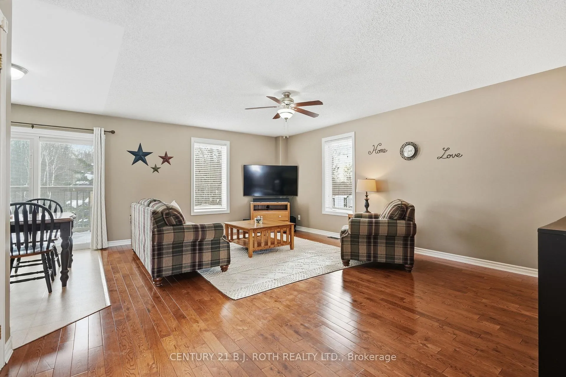 Photo 7 of 189 Pringle Drive, Barrie, Edgehill Drive — HOMEH
