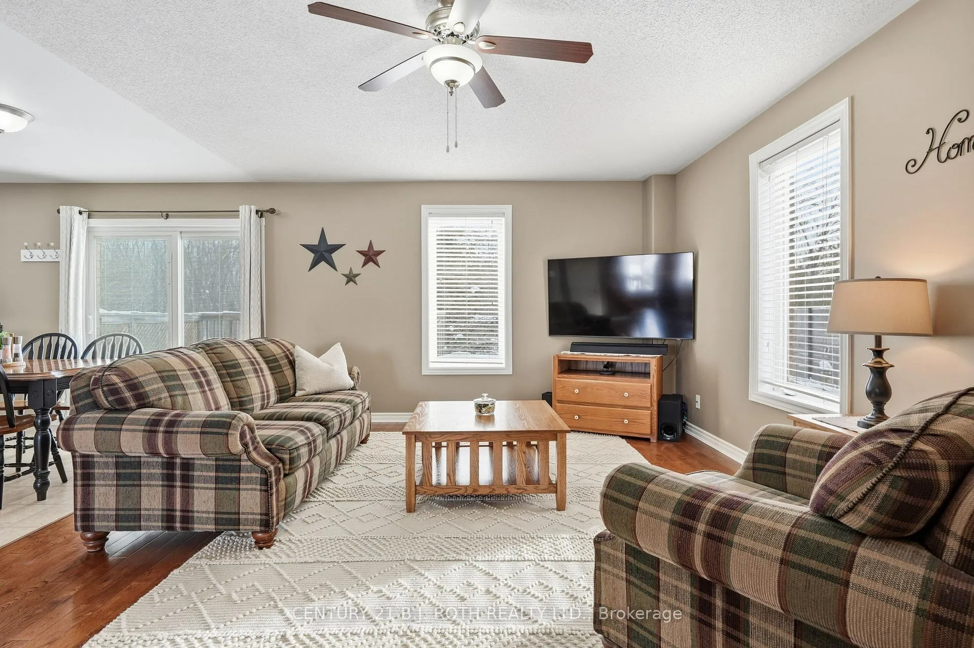 Photo 8 of 189 Pringle Drive, Barrie, Edgehill Drive — HOMEH