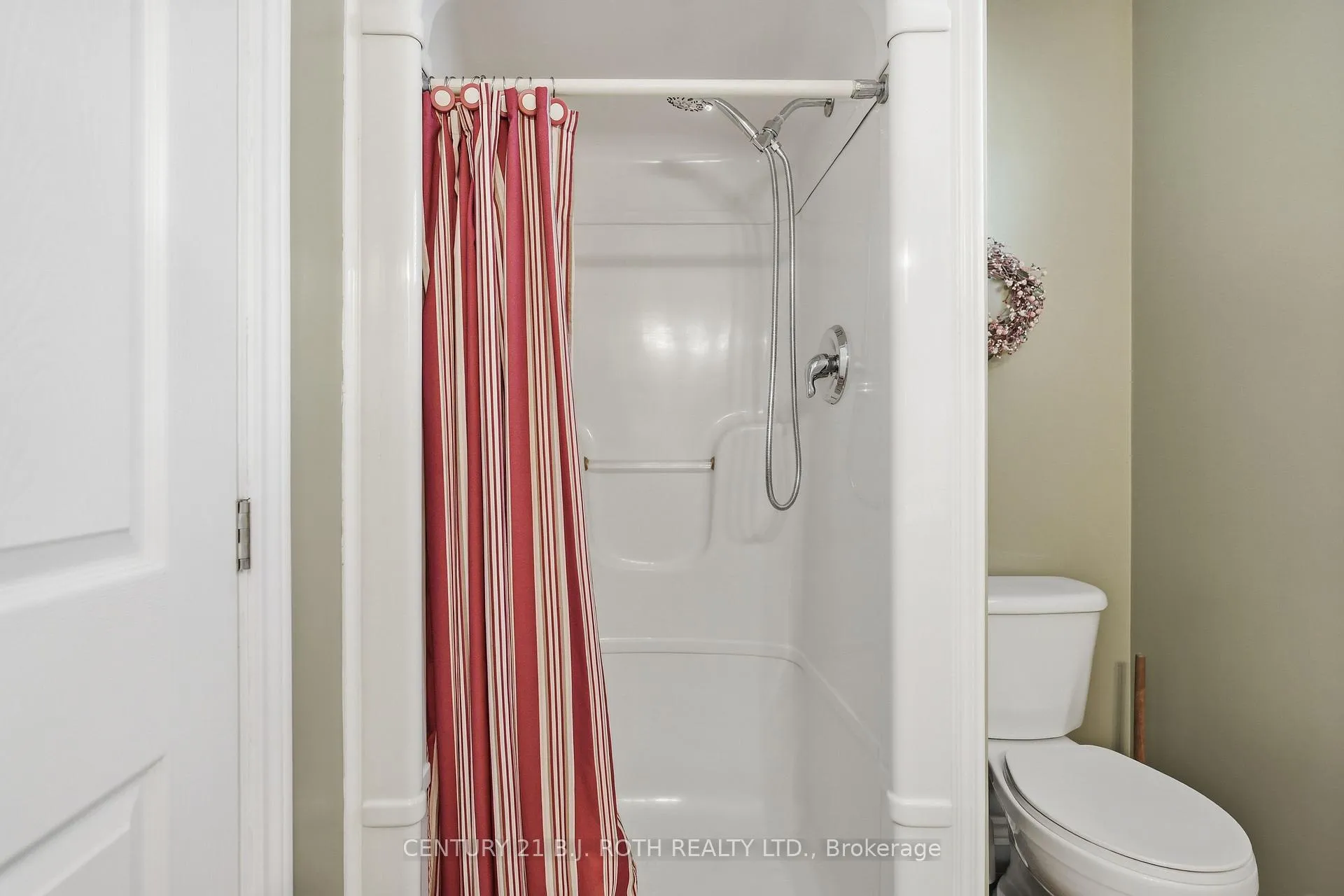 Photo 31 of 189 Pringle Drive, Barrie, Edgehill Drive — HOMEH