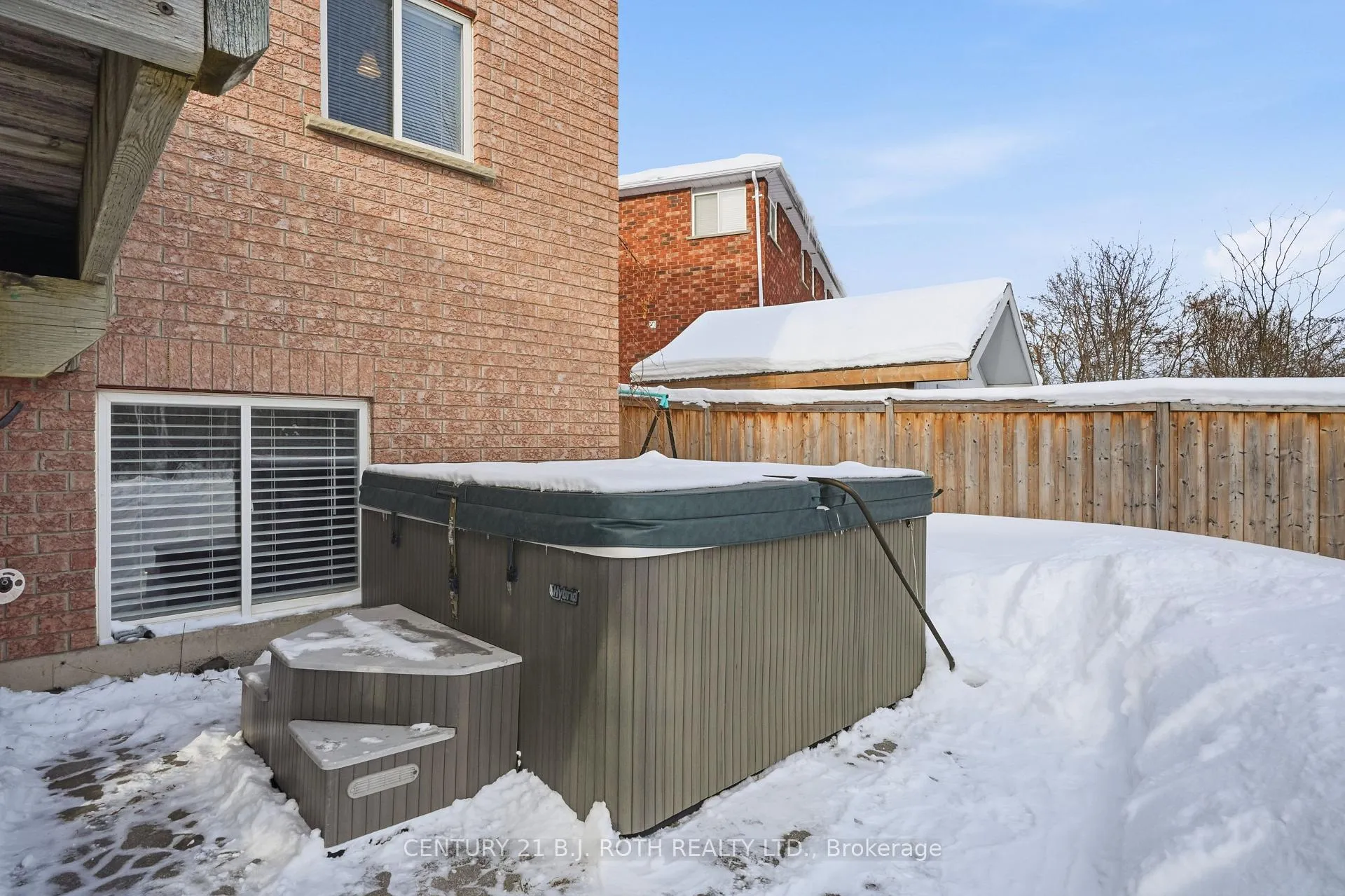 Photo 34 of 189 Pringle Drive, Barrie, Edgehill Drive — HOMEH