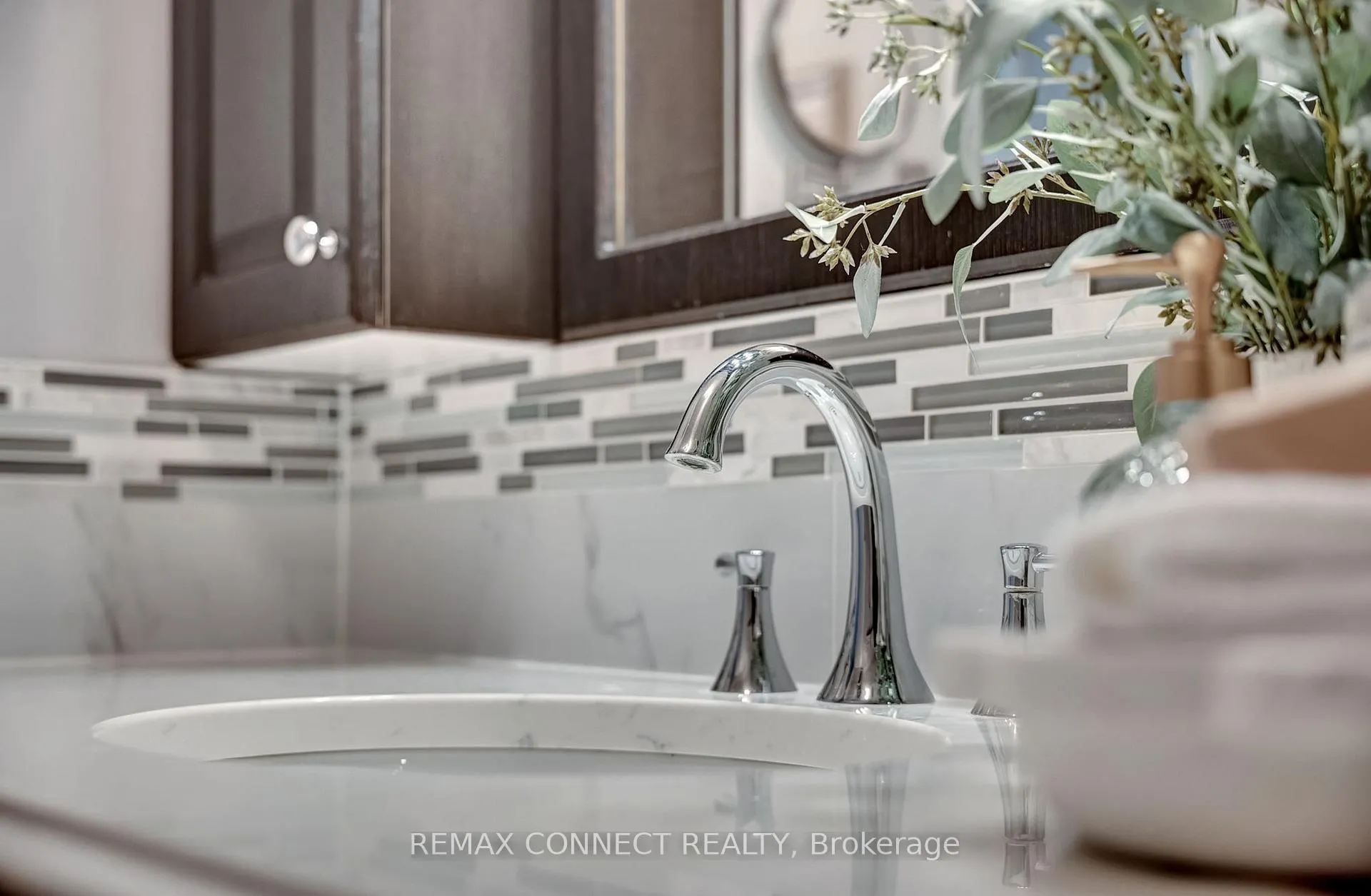 Photo 17 of 1182 Cedarcroft Crescent, Pickering, Liverpool — HOMEH