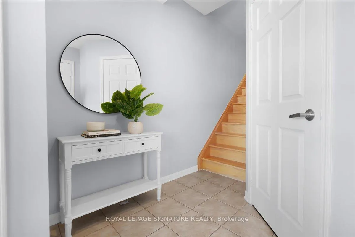 Photo 30 of 934 Ambroise Crescent, Milton, Coates — HOMEH