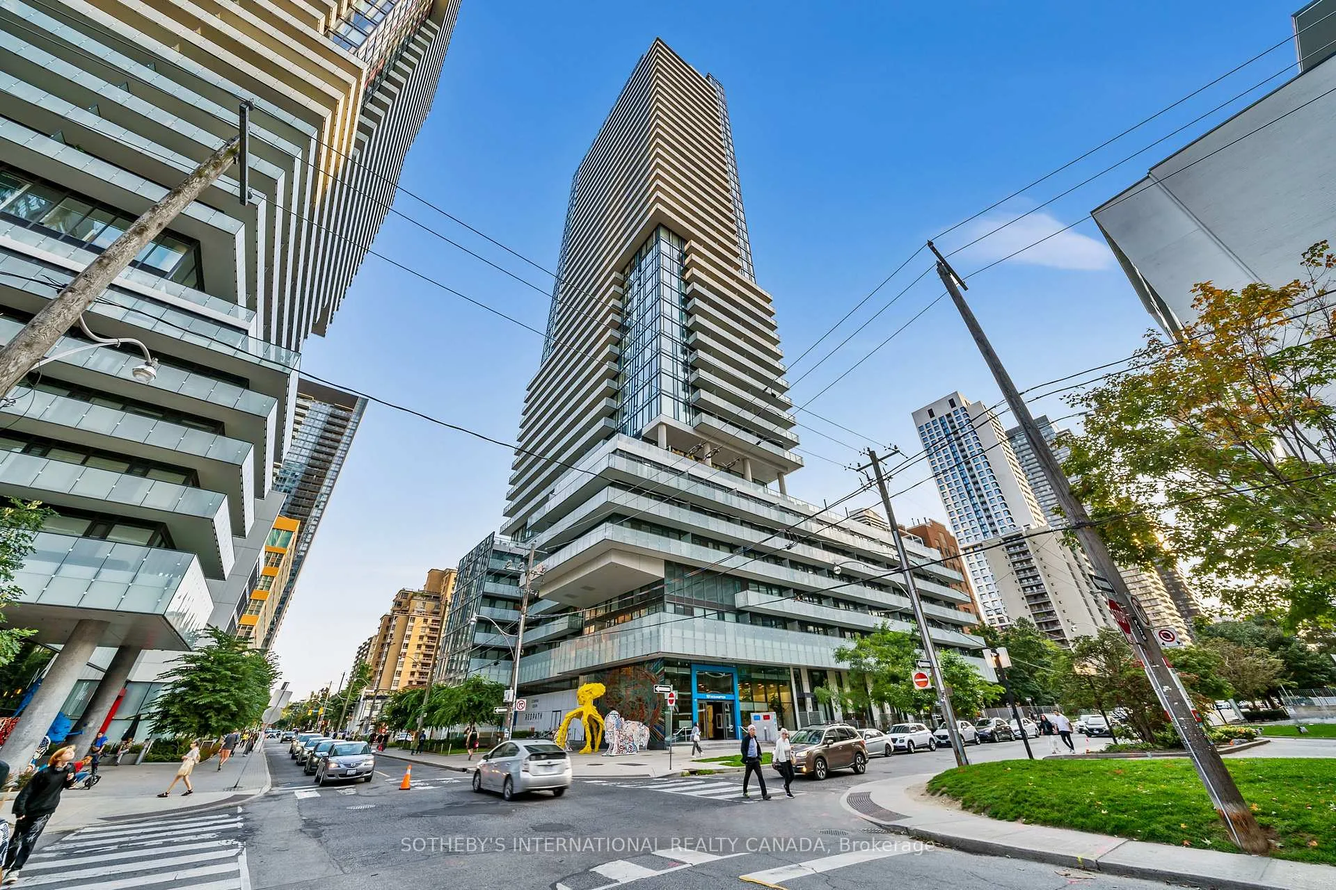 Photo 2 of Unit 3509, 161 Roehampton Avenue, Toronto, Mount Pleasant West — HOMEH