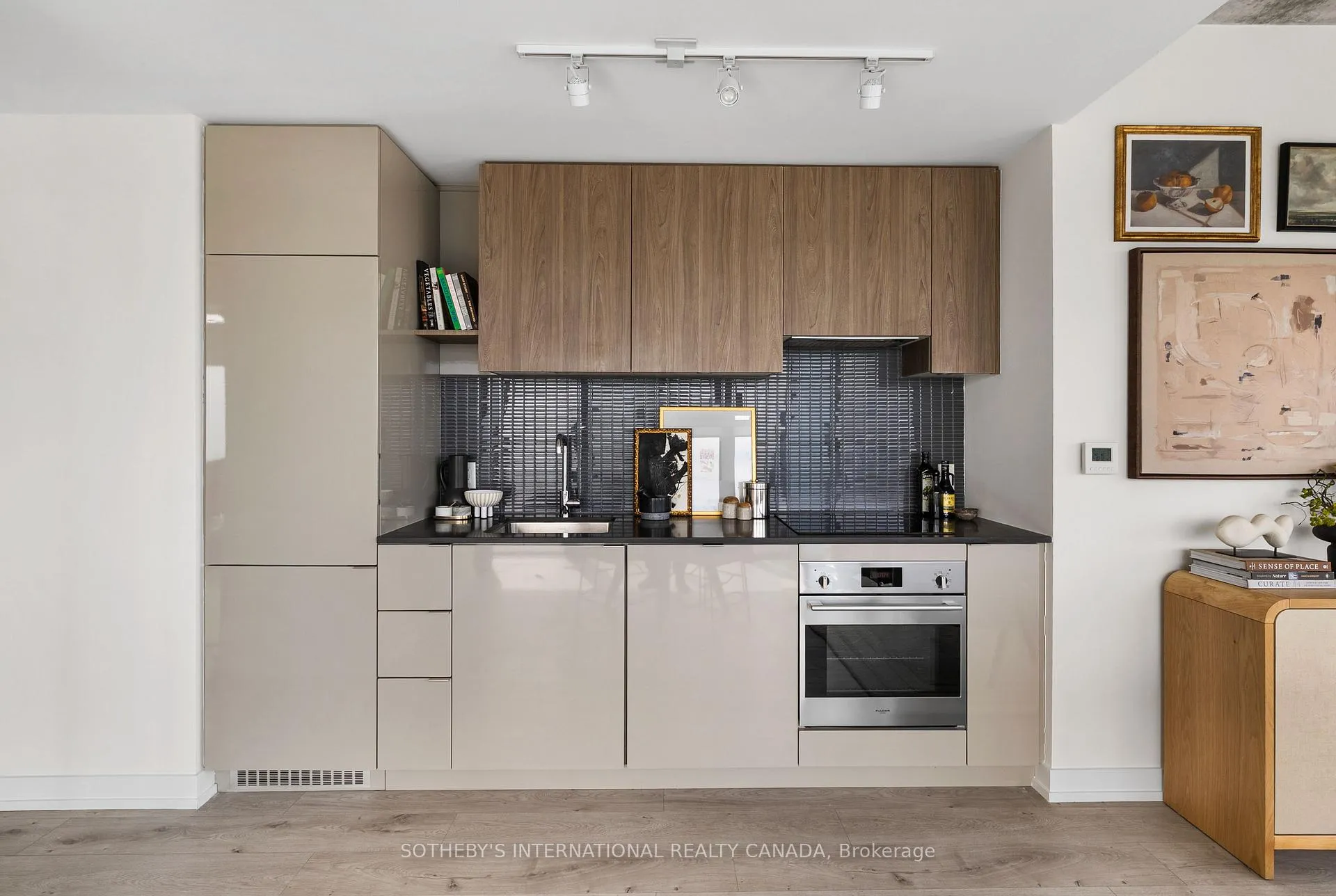 Photo 8 of Unit 3509, 161 Roehampton Avenue, Toronto, Mount Pleasant West — HOMEH