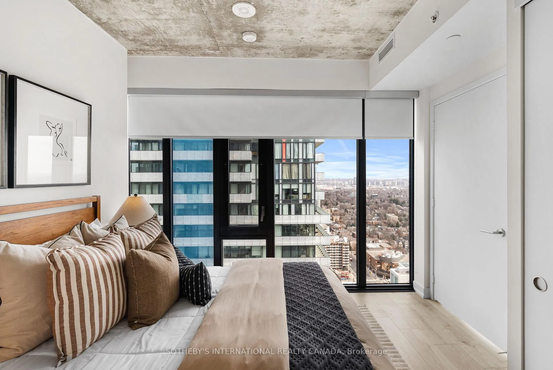 Photo 16 of Unit 3509, 161 Roehampton Avenue, Toronto, Mount Pleasant West — HOMEH