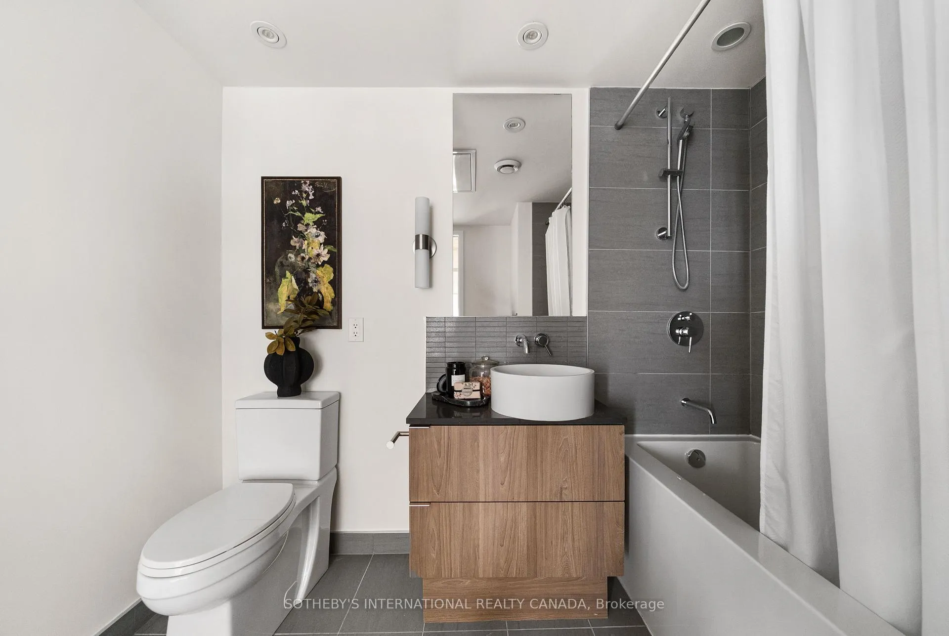 Photo 18 of Unit 3509, 161 Roehampton Avenue, Toronto, Mount Pleasant West — HOMEH