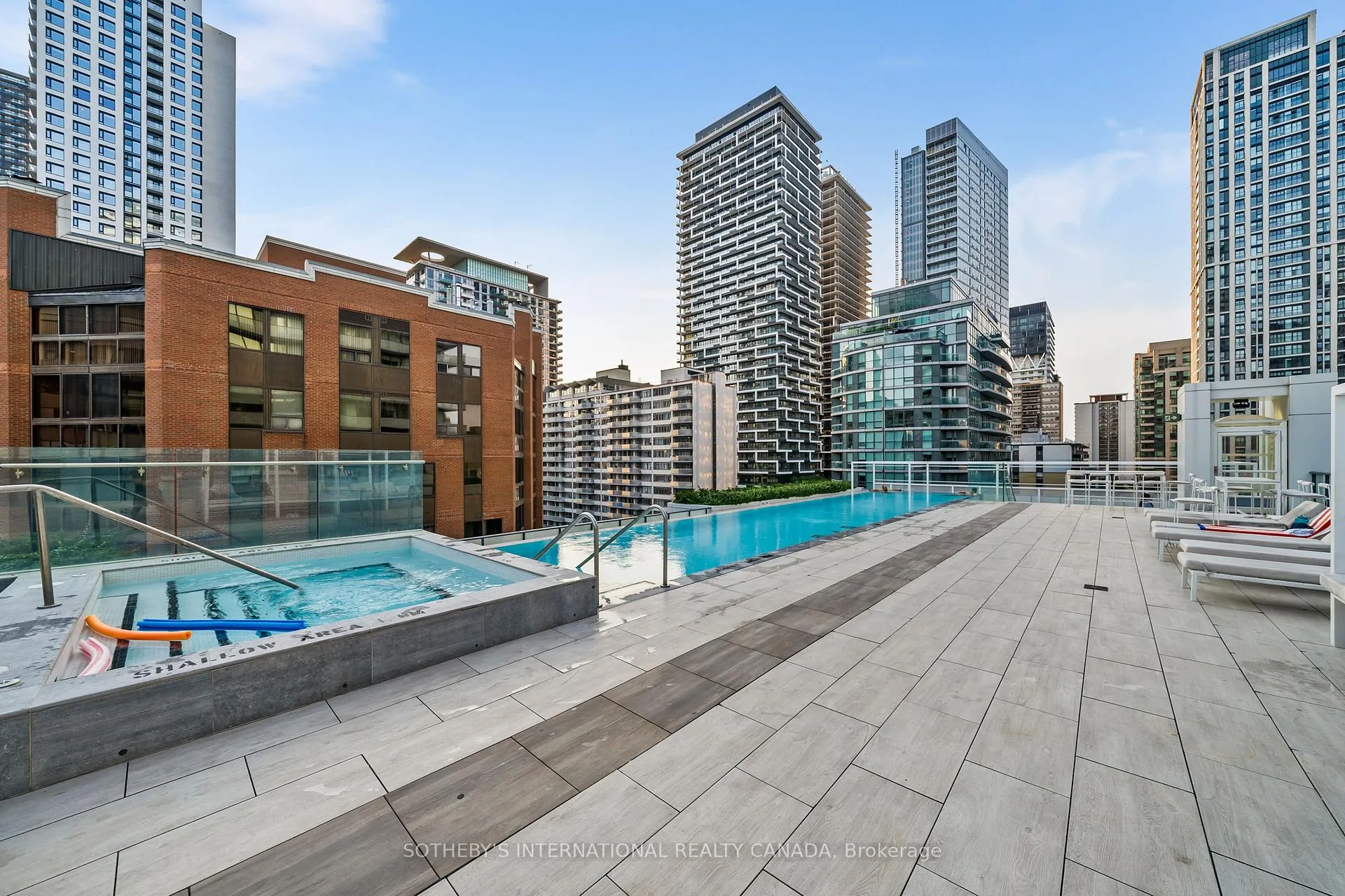Photo 35 of Unit 3509, 161 Roehampton Avenue, Toronto, Mount Pleasant West — HOMEH