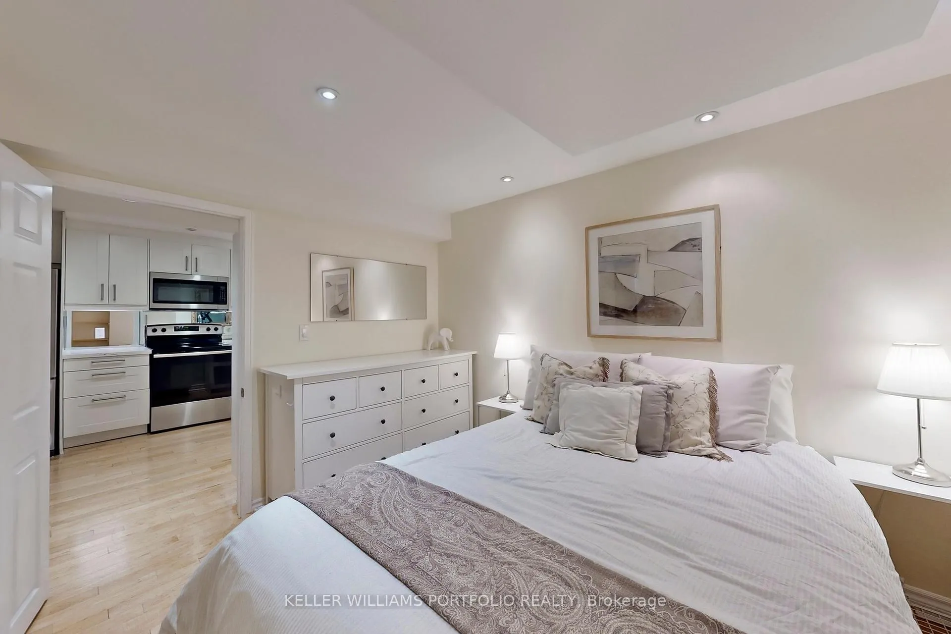 Photo 30 of 75 Monteith Crescent, Vaughan, Maple — HOMEH