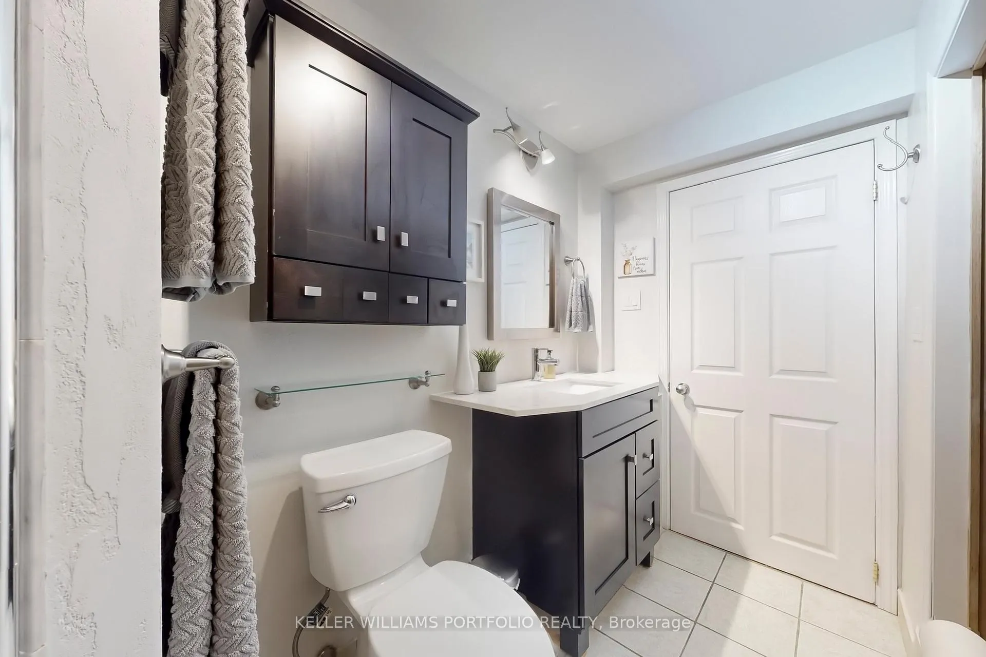 Photo 31 of 75 Monteith Crescent, Vaughan, Maple — HOMEH