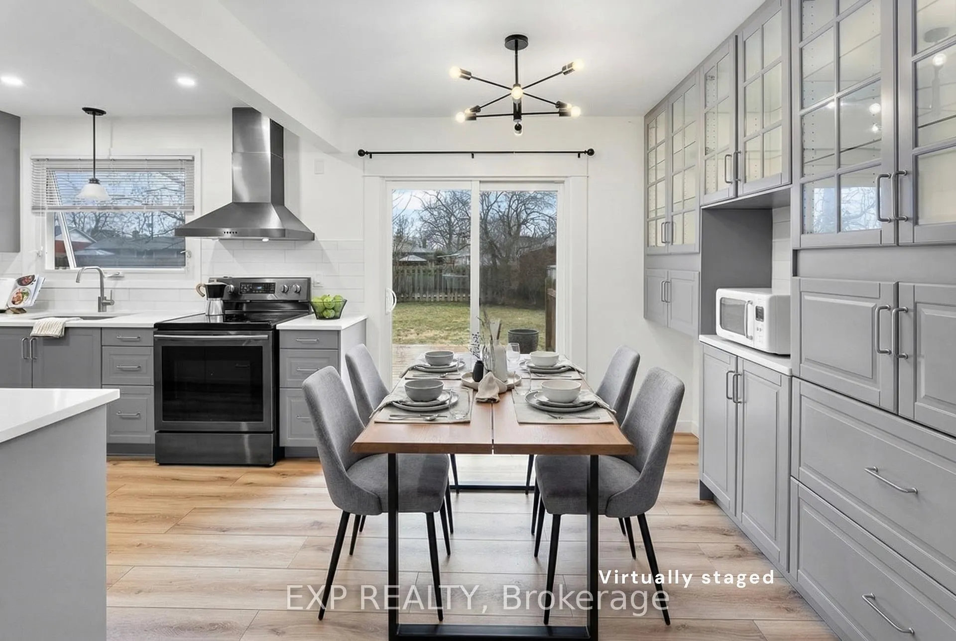 Photo 16 of 35 Bishops Road, St. Catharines, Vine/Linwell — HOMEH