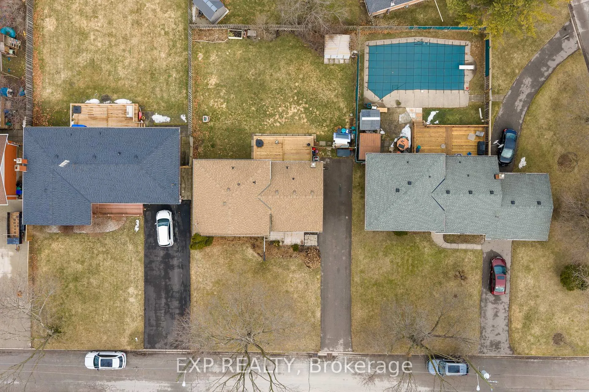 Photo 42 of 35 Bishops Road, St. Catharines, Vine/Linwell — HOMEH