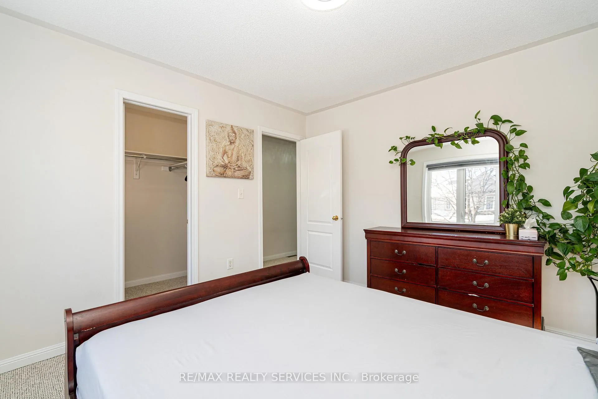 Photo 24 of 10 Penn Drive, Brampton, Fletcher's Meadow — HOMEH