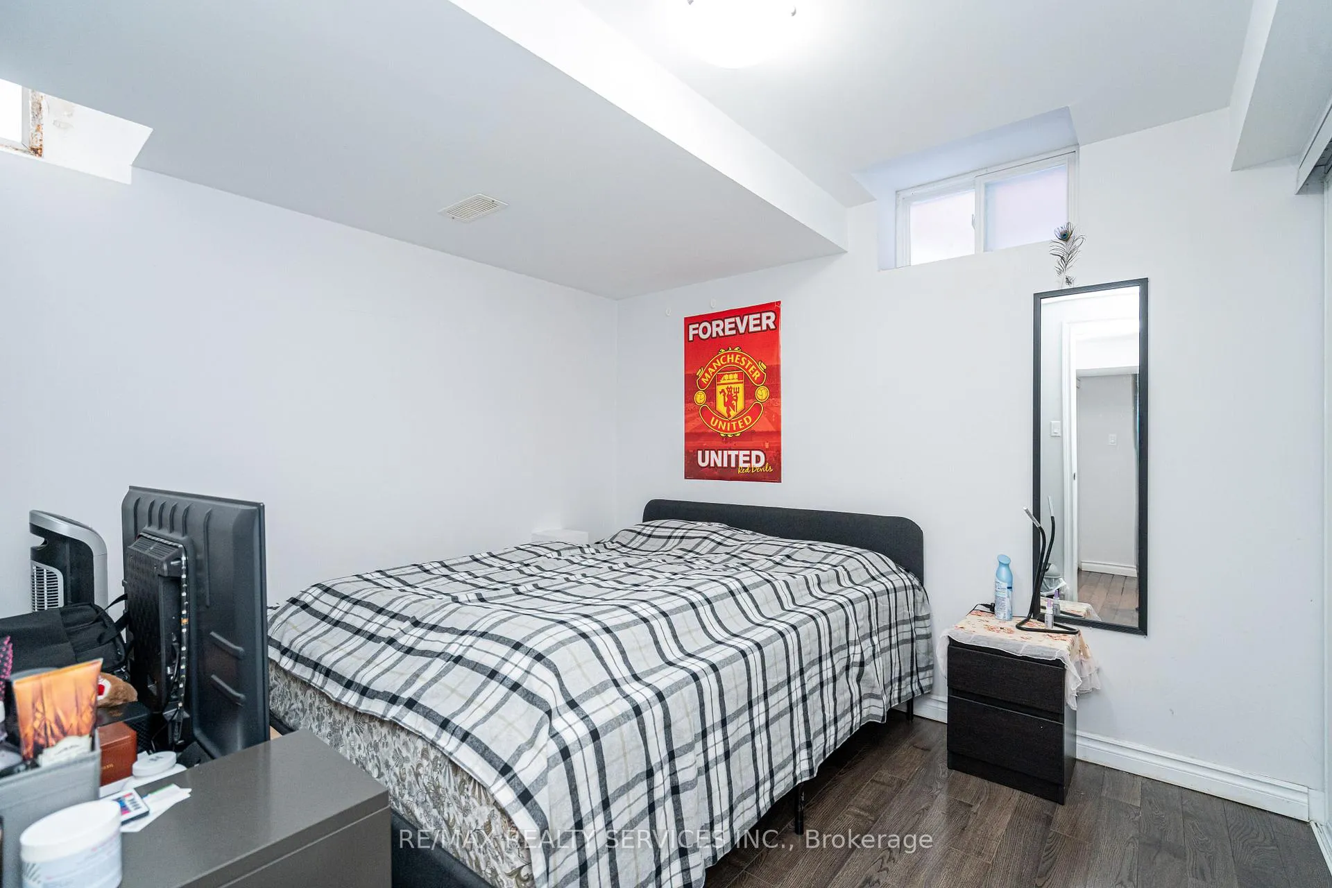 Photo 45 of 10 Penn Drive, Brampton, Fletcher's Meadow — HOMEH