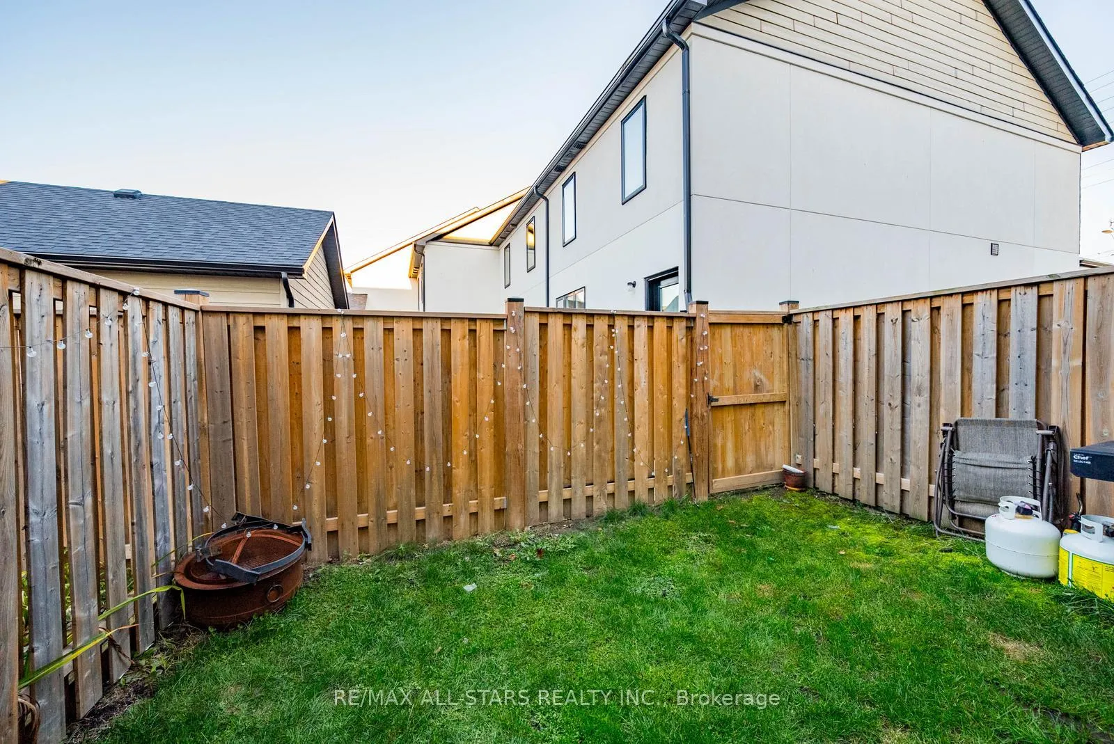 Photo 26 of Unit 20, 5 Stonehart Lane, Barrie, East Bayfield — HOMEH