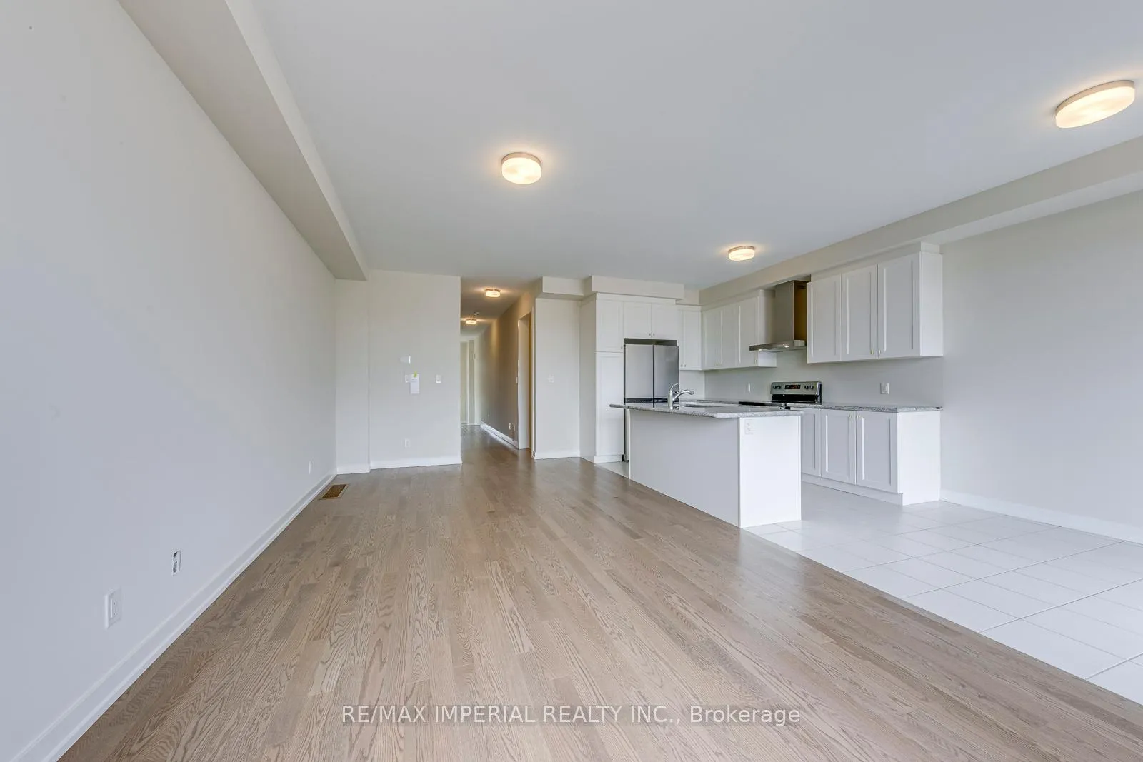 Photo 7 of 1176 Tanbark Avenue, Oakville, Joshua Meadows — HOMEH