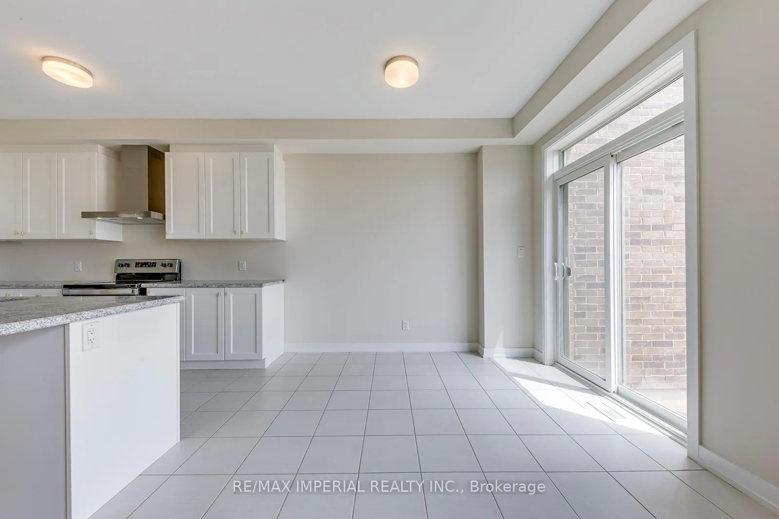 Photo 14 of 1176 Tanbark Avenue, Oakville, Joshua Meadows — HOMEH