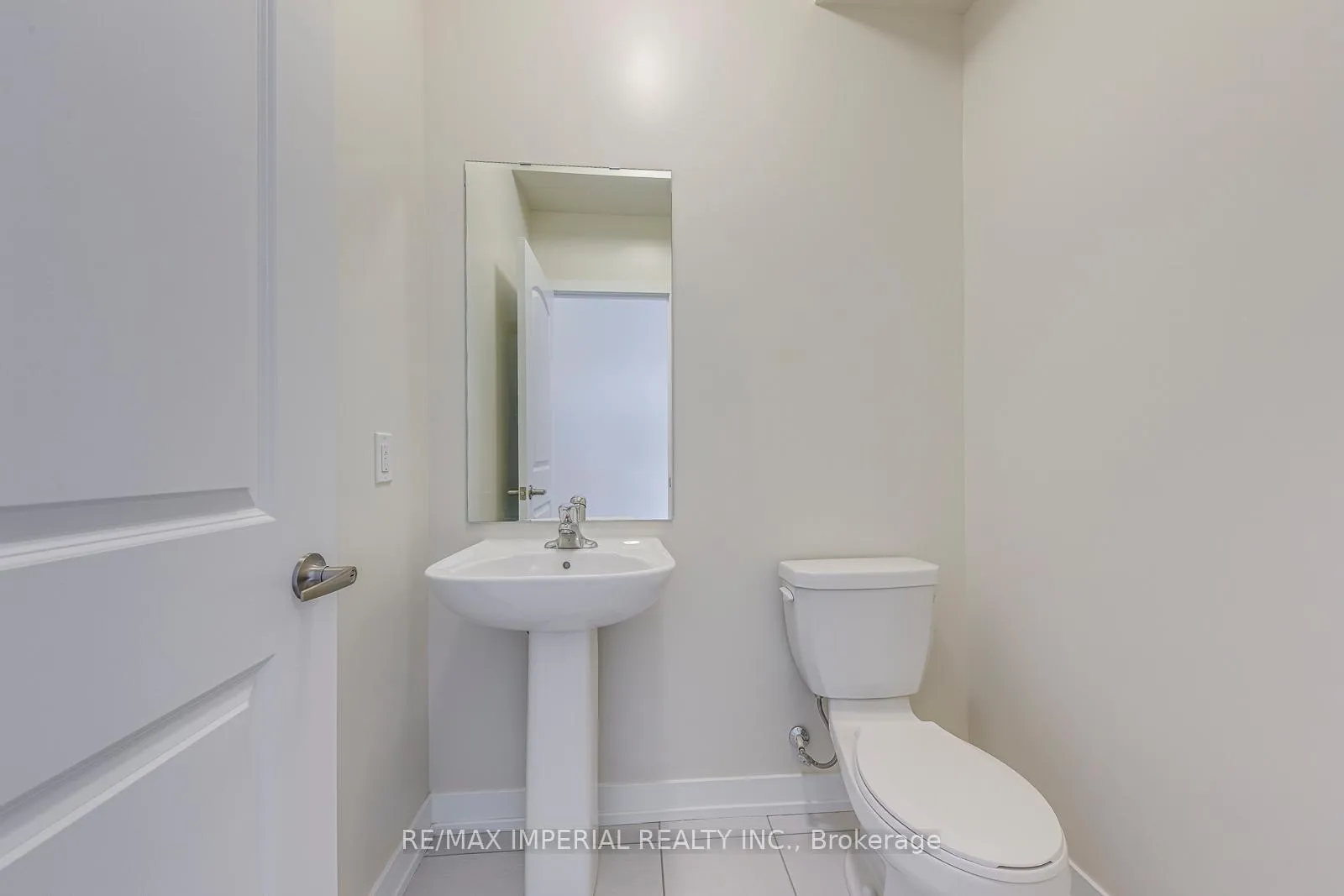 Photo 15 of 1176 Tanbark Avenue, Oakville, Joshua Meadows — HOMEH