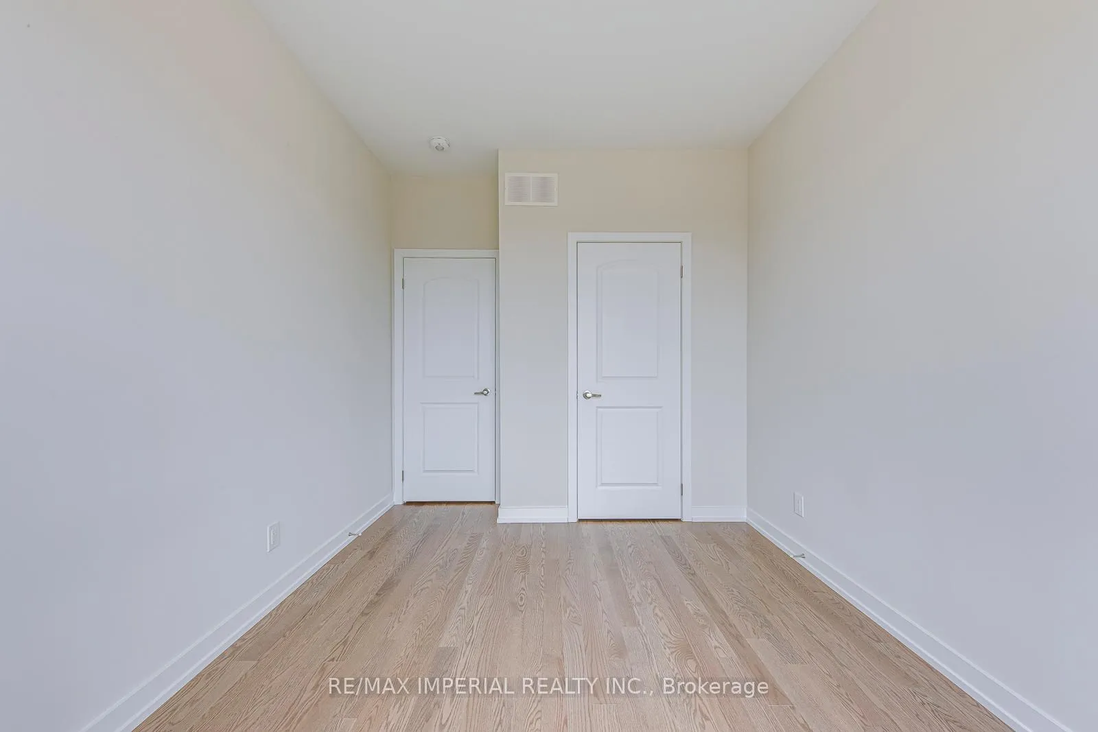 Photo 29 of 1176 Tanbark Avenue, Oakville, Joshua Meadows — HOMEH