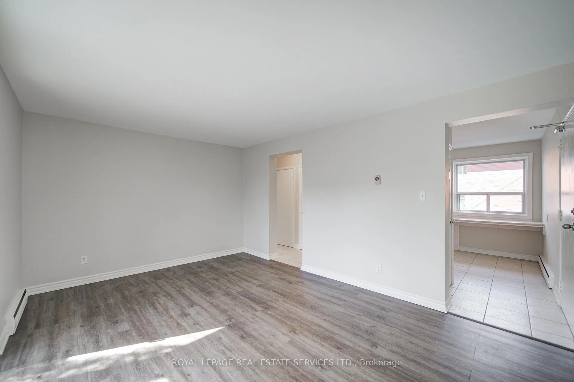 Photo 8 of Unit 1, 2329 Belyea Street, Oakville, Bronte — HOMEH
