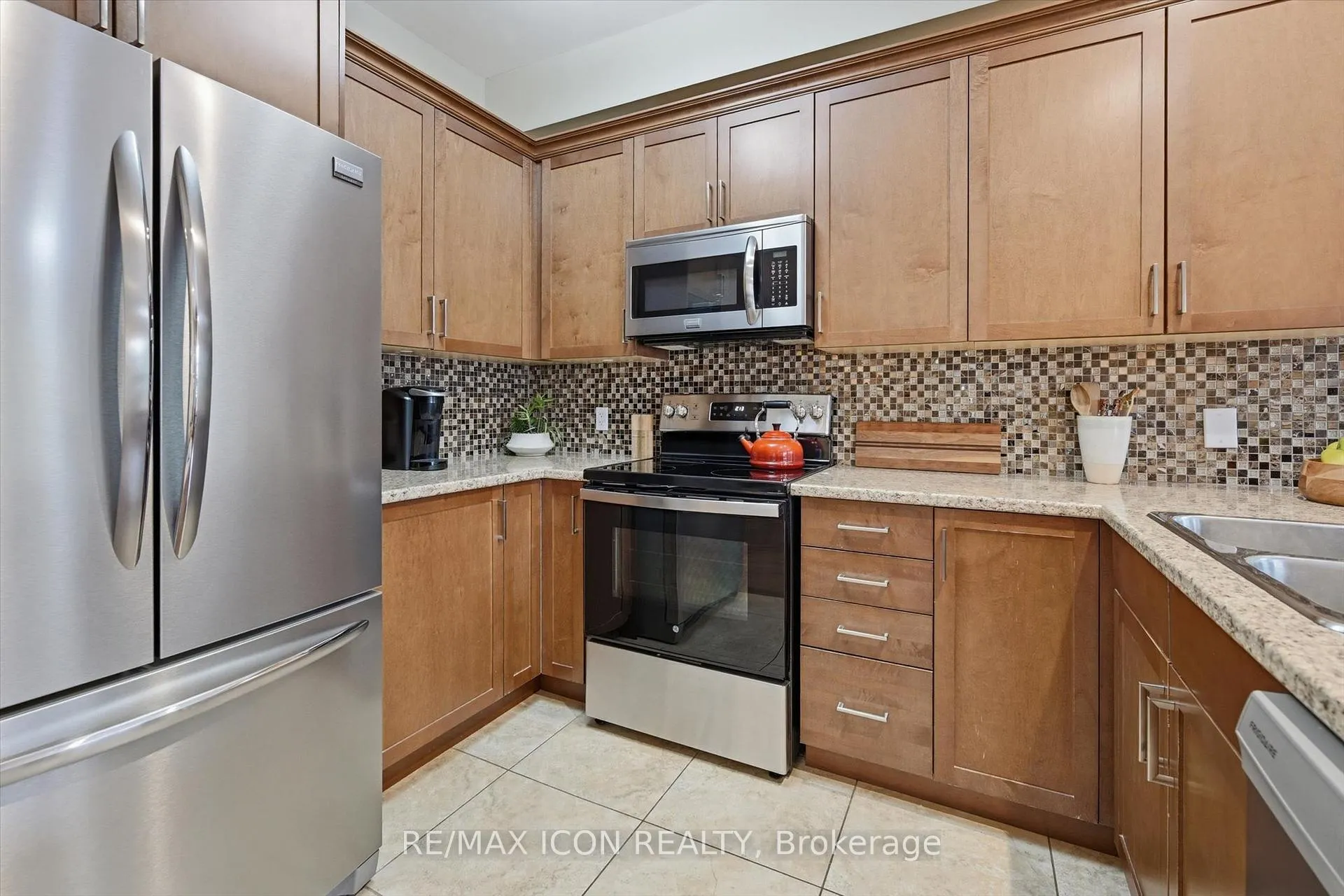 Photo 16 of 64 Springvalley Crescent, Hamilton, Gourley — HOMEH